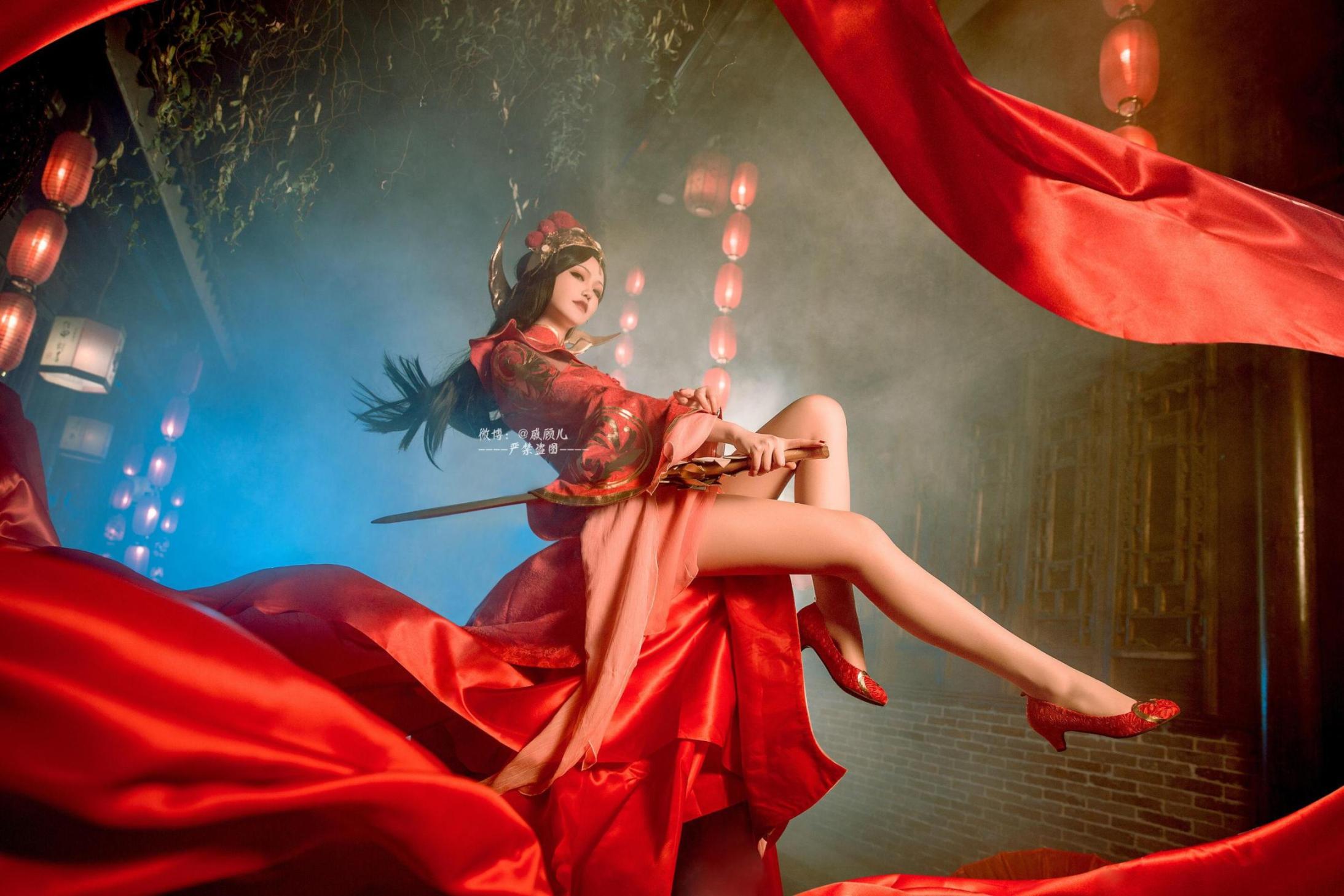 [网络美女] 戚顾儿 王者荣耀 露娜一生所爱高清手机美女壁纸8P