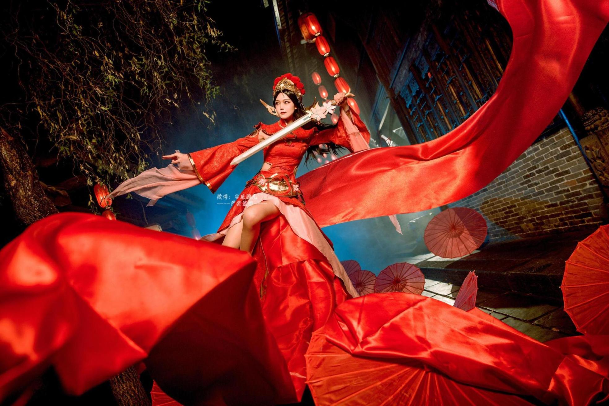 [网络美女] 戚顾儿 王者荣耀 露娜一生所爱高清手机美女壁纸9P