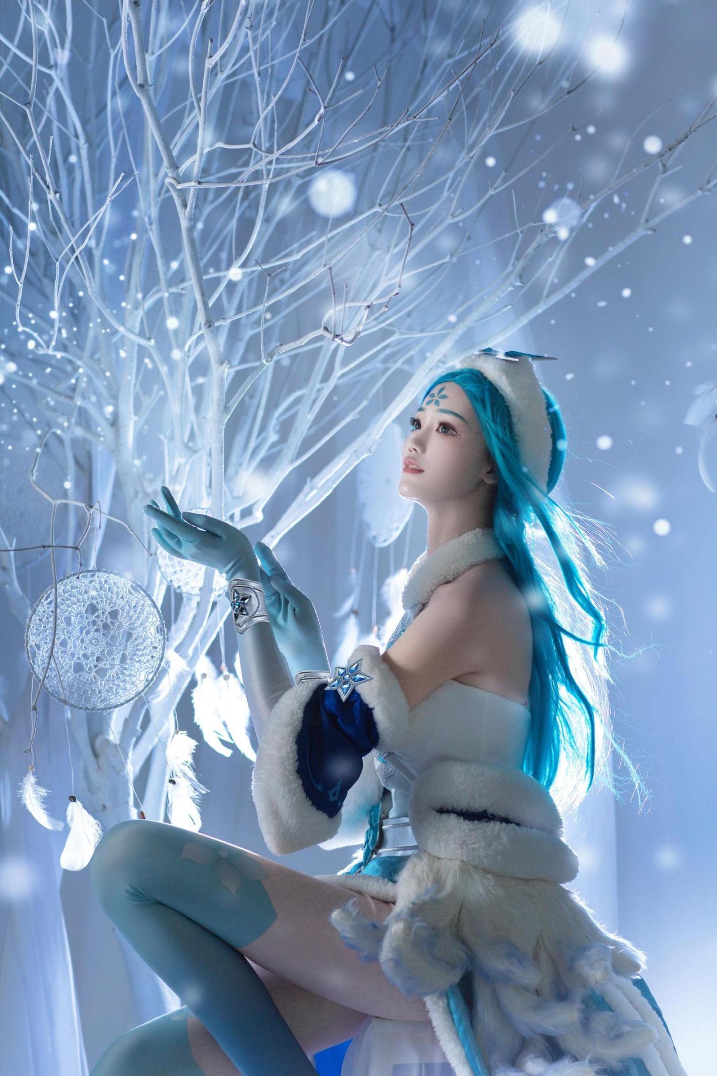 [网络美女] 戚顾儿 王者荣耀 王昭君高清手机美女壁纸16P