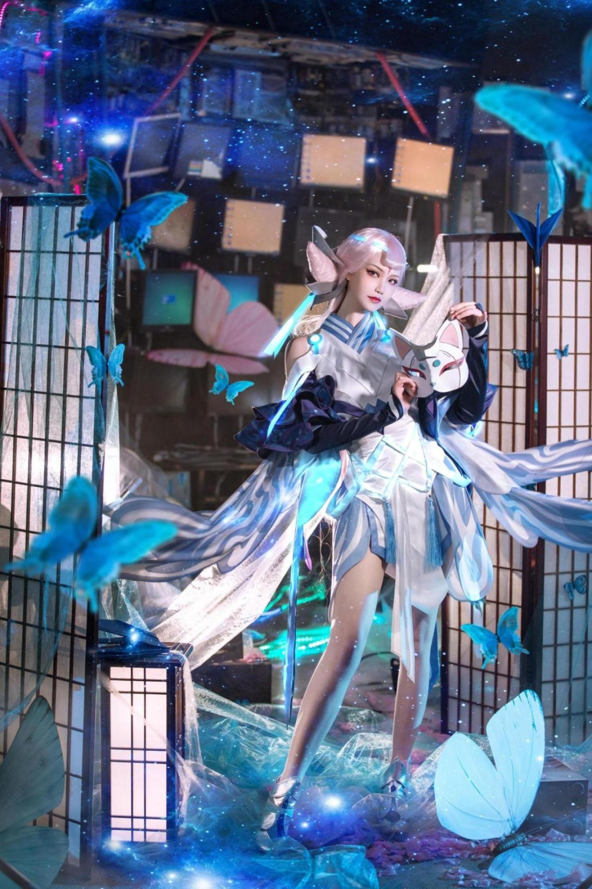 [网络美女] 戚顾儿 王者荣耀 貂蝉高清手机美女壁纸3P