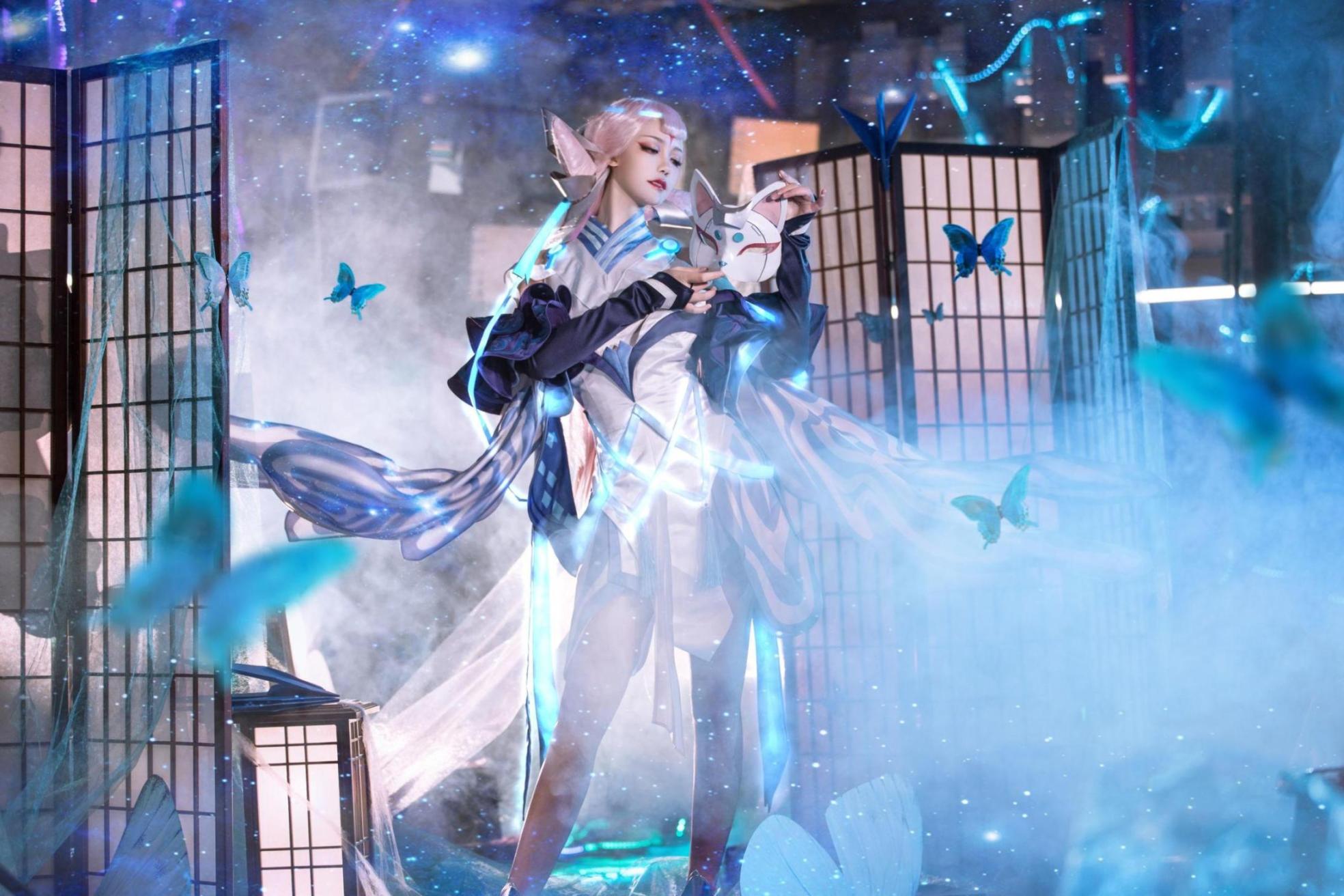 [网络美女] 戚顾儿 王者荣耀 貂蝉高清手机美女壁纸13P