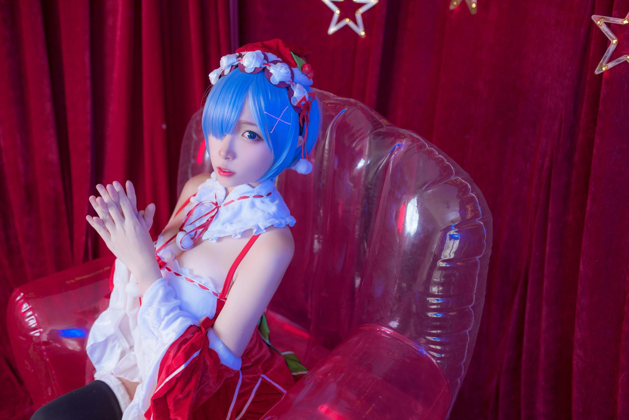 [网络美女] 二佐Nisa 雷姆圣诞高清手机美女壁纸2P