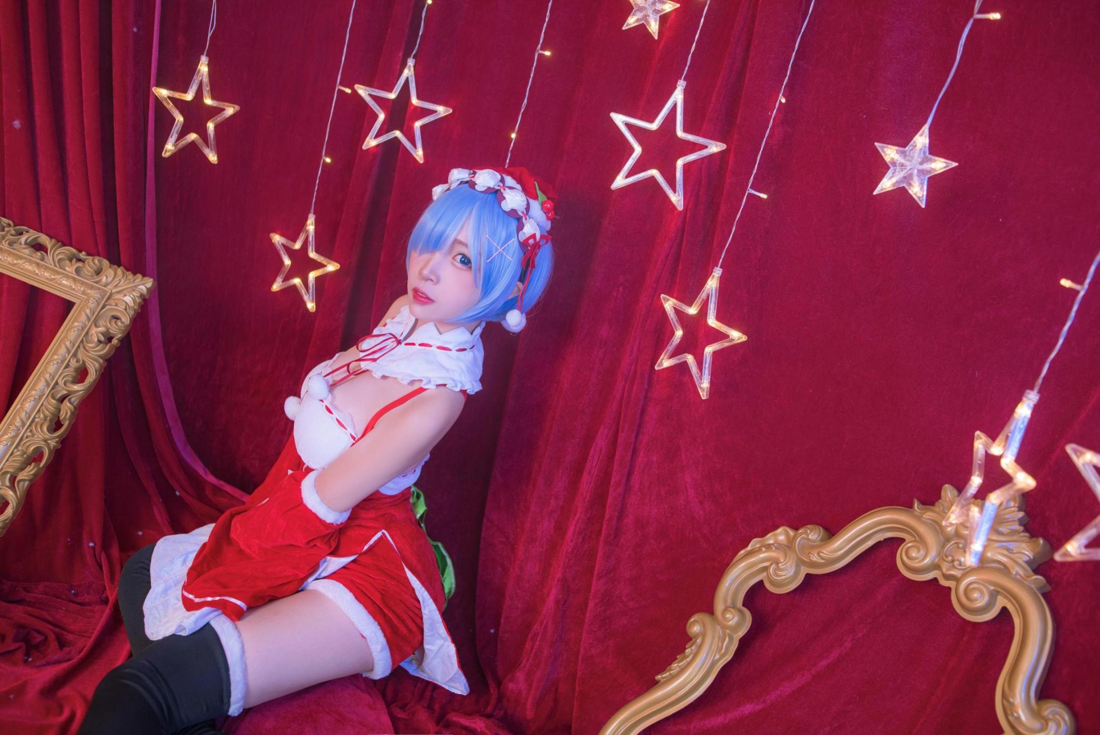 [网络美女] 二佐Nisa 雷姆圣诞高清手机美女壁纸32P