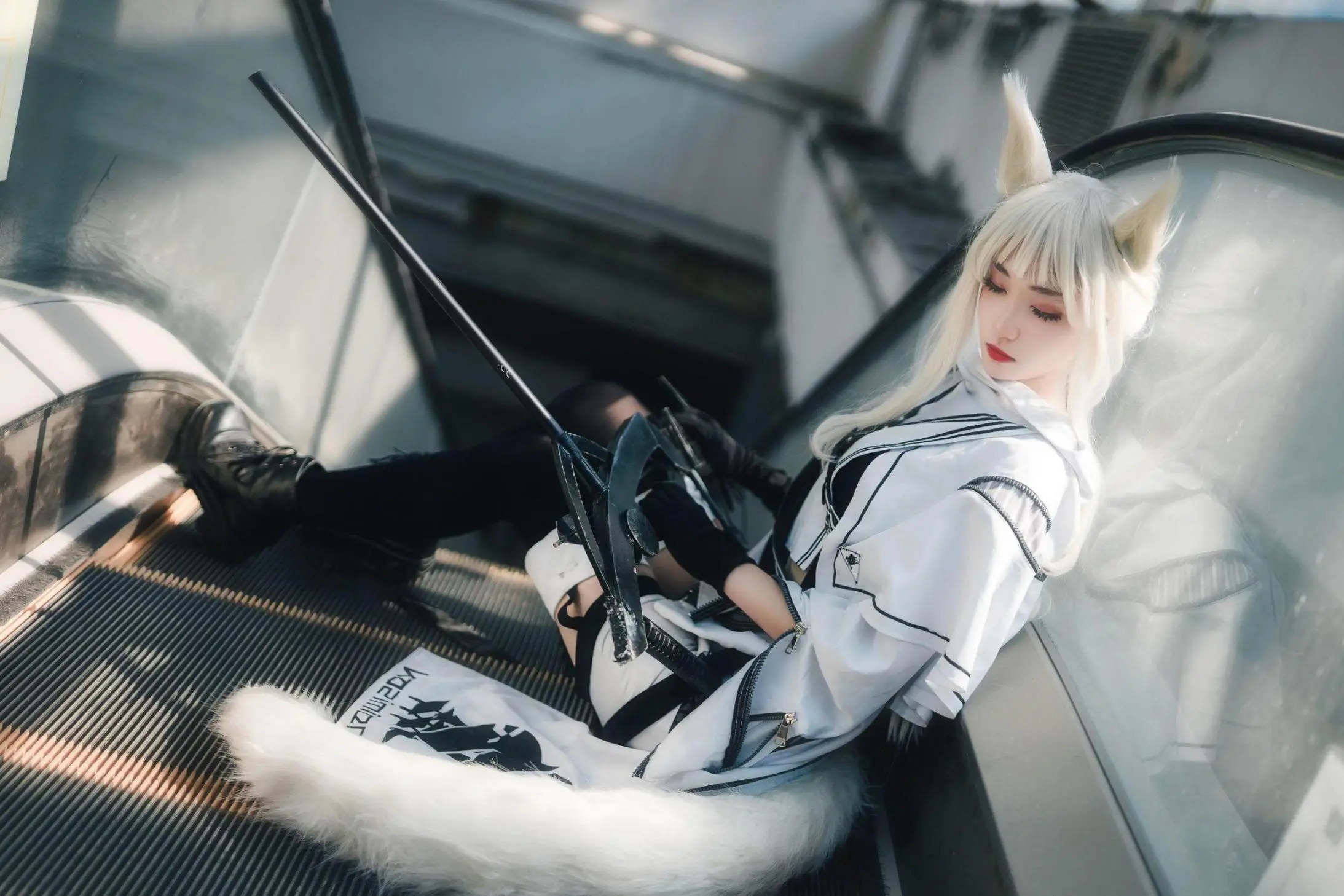 南桃Momoko 白金常服高清写真1P