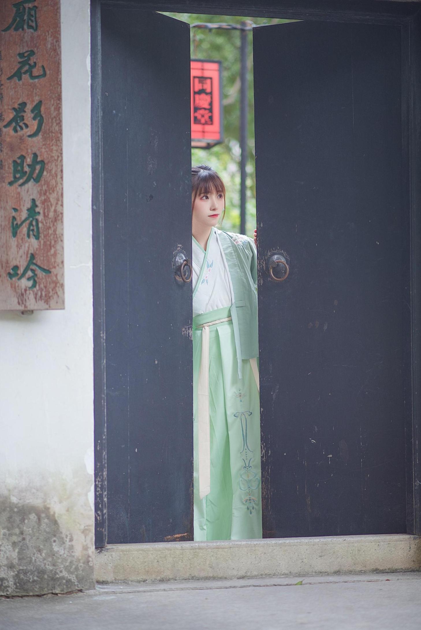 [网络美女] 绮太郎 娉娉袅袅十三余，豆蔻年华二月初高清手机美女壁纸16P