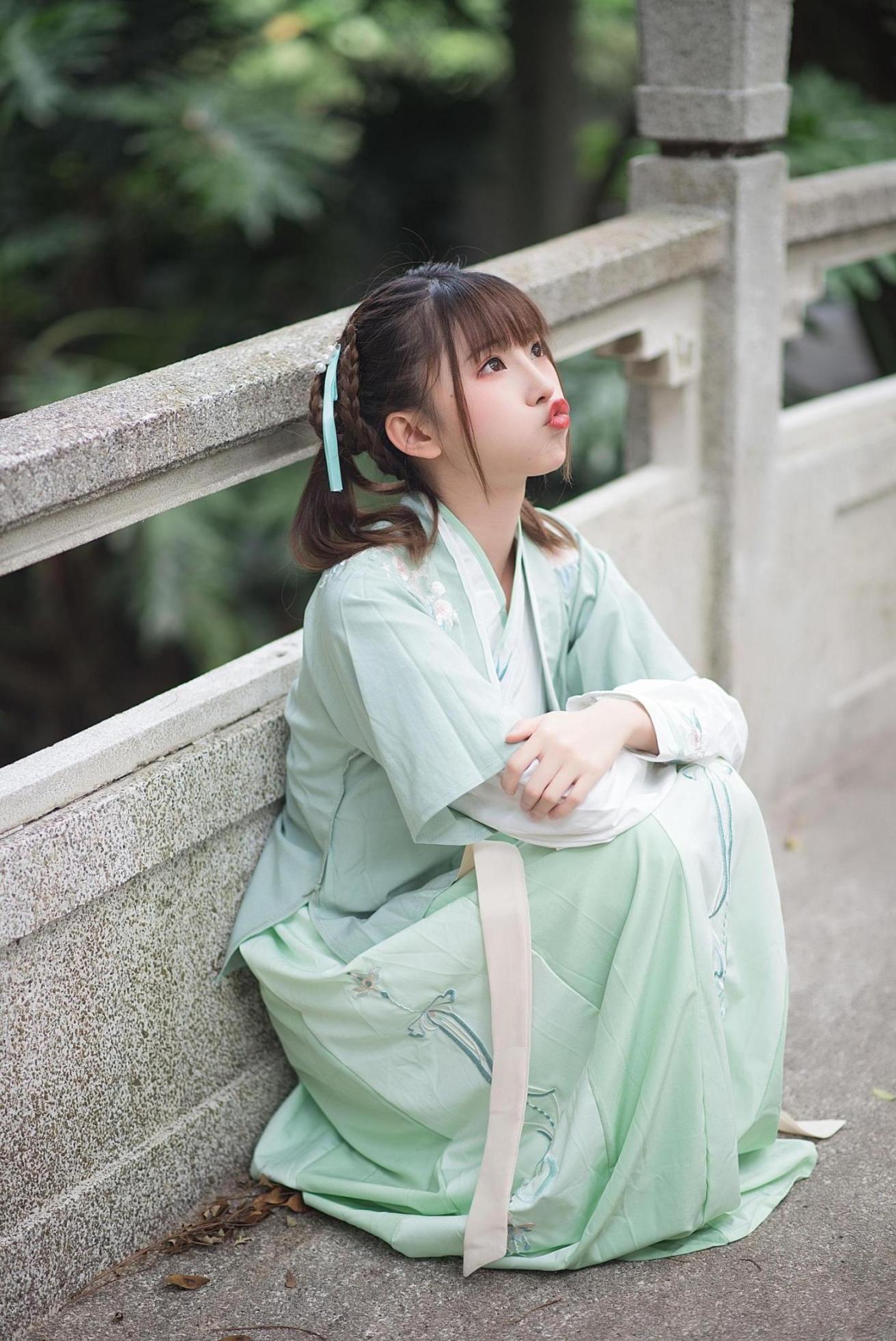 [网络美女] 绮太郎 娉娉袅袅十三余，豆蔻年华二月初高清手机美女壁纸14P