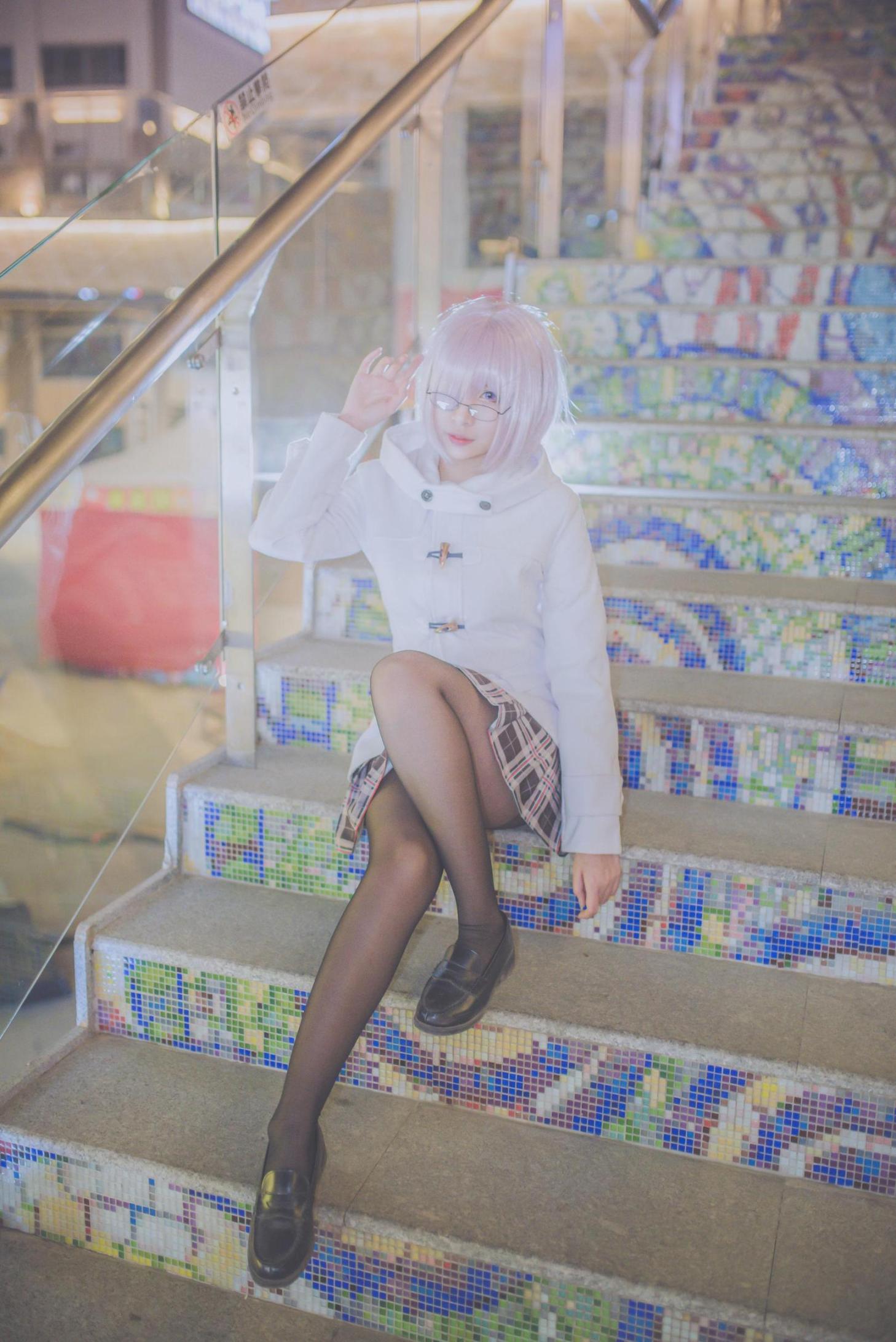 [网络美女] 二佐Nisa 玛修外拍高清手机美女壁纸12P