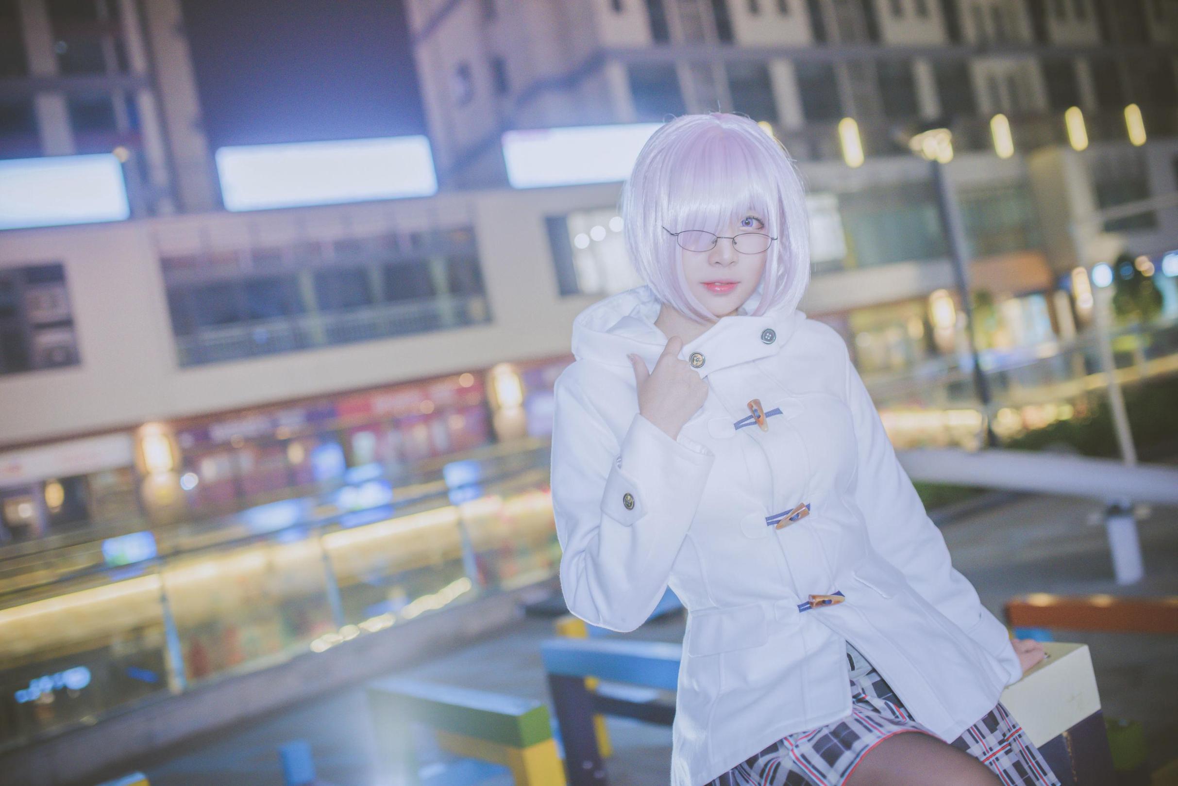 [网络美女] 二佐Nisa 玛修外拍高清手机美女壁纸5P