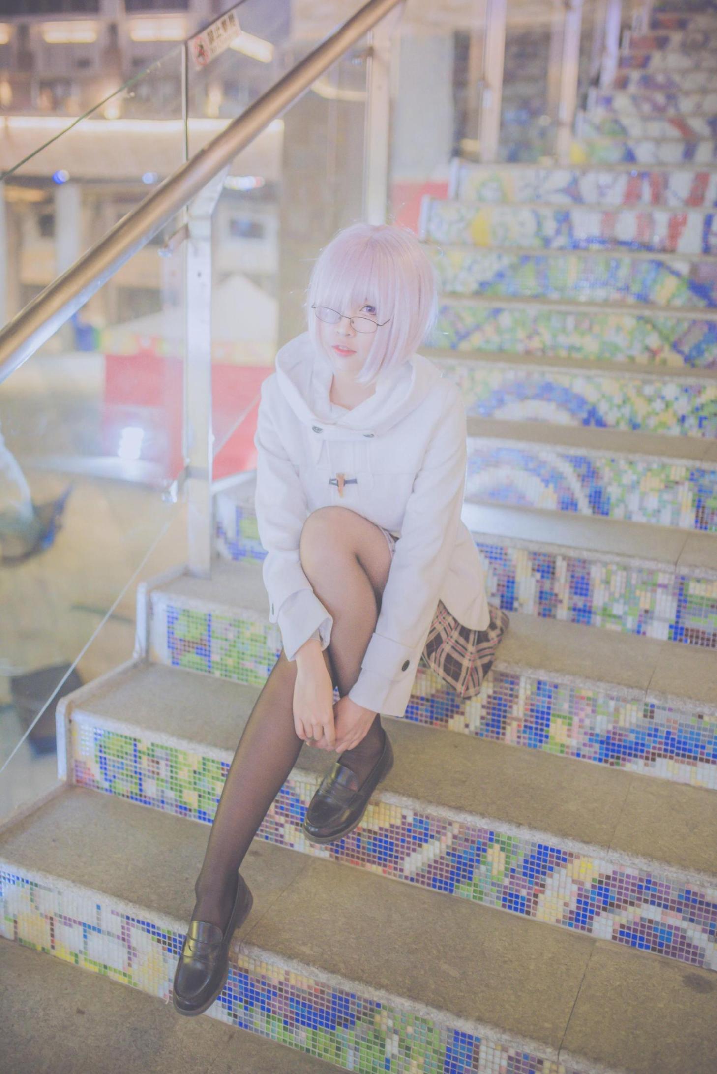 [网络美女] 二佐Nisa 玛修外拍高清手机美女壁纸13P