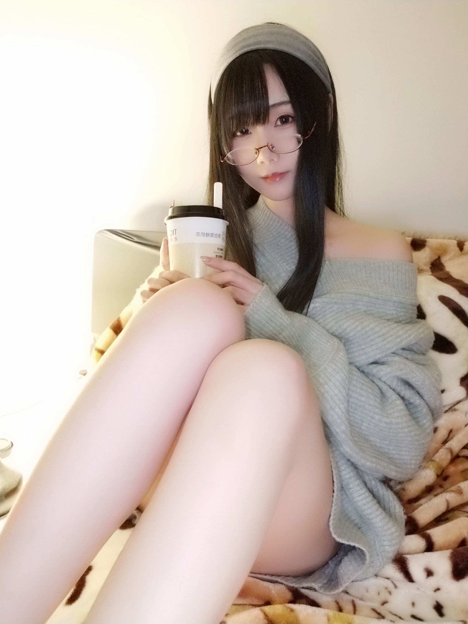 [网络美女] 晓美嫣 奶茶小姐 高清手机美女壁纸