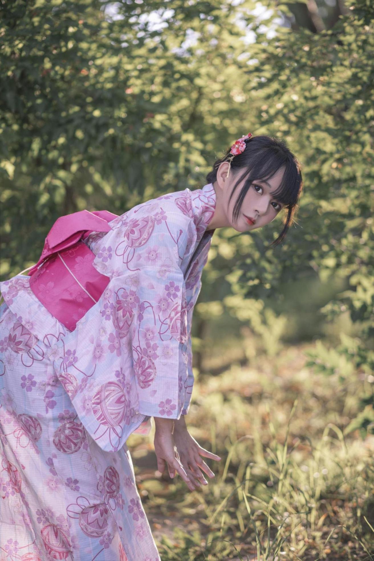 [网络美女] 黑猫猫OvO 和服超进化高清手机美女壁纸2P