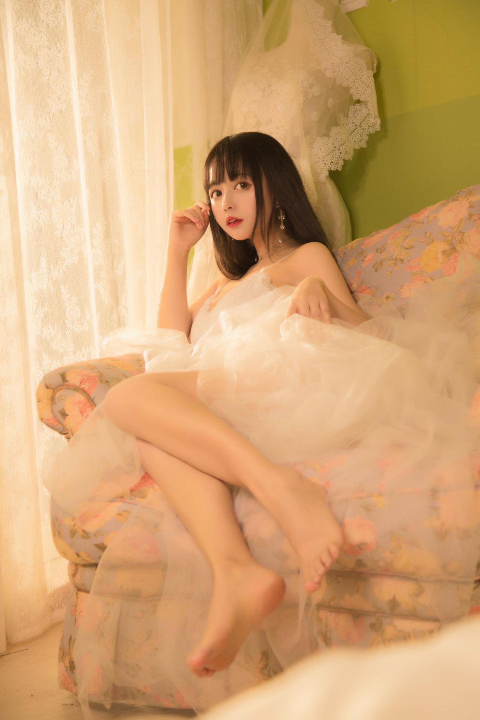 [网络美女] 黑猫猫OvO 少女高清手机美女壁纸7P