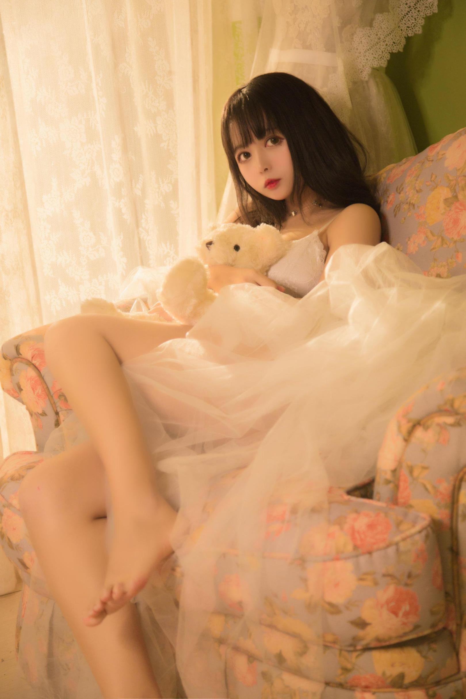 [网络美女] 黑猫猫OvO 少女高清手机美女壁纸10P