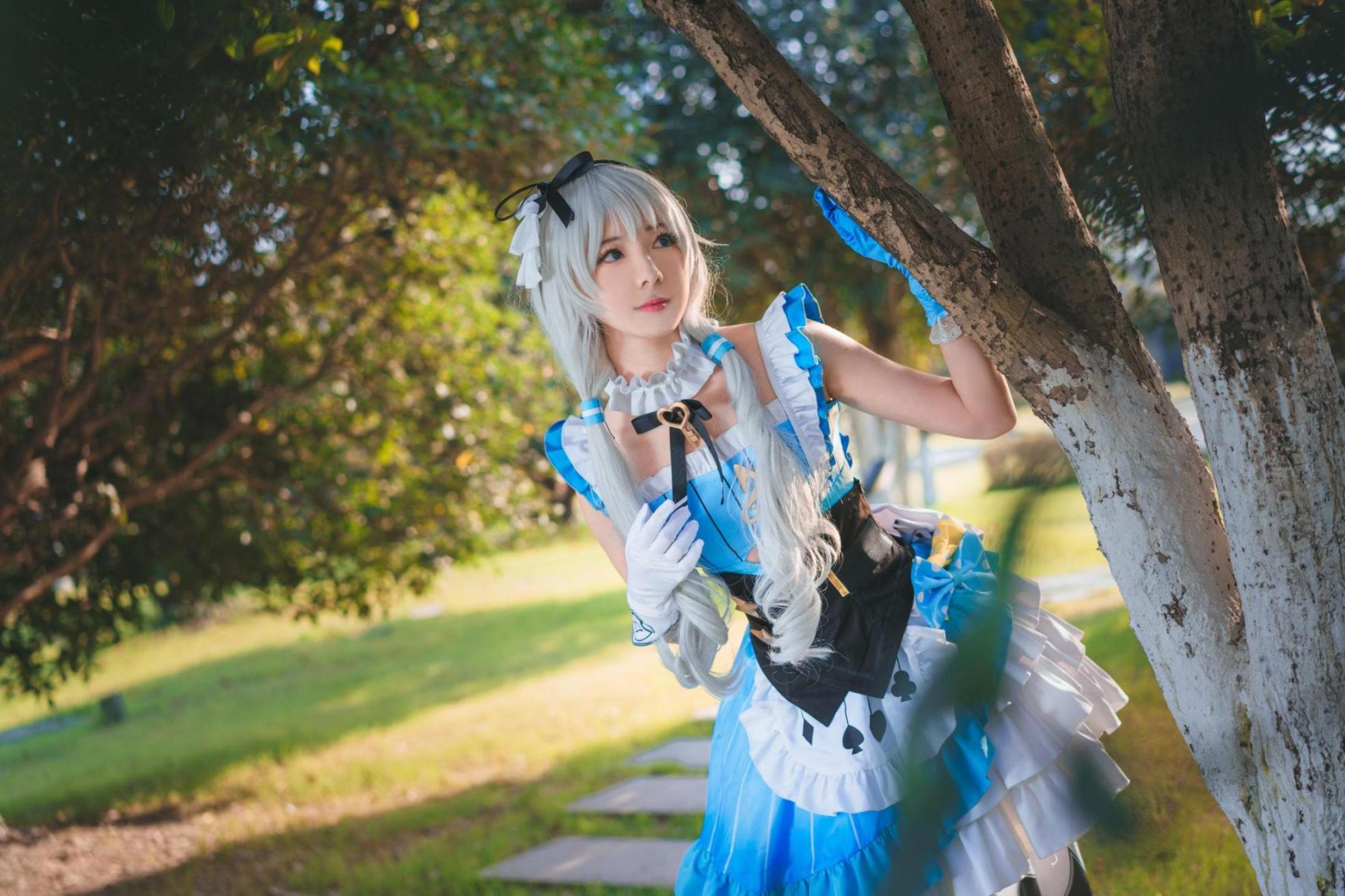 [网络美女] 弥音音ww 德丽莎高清手机美女壁纸3P