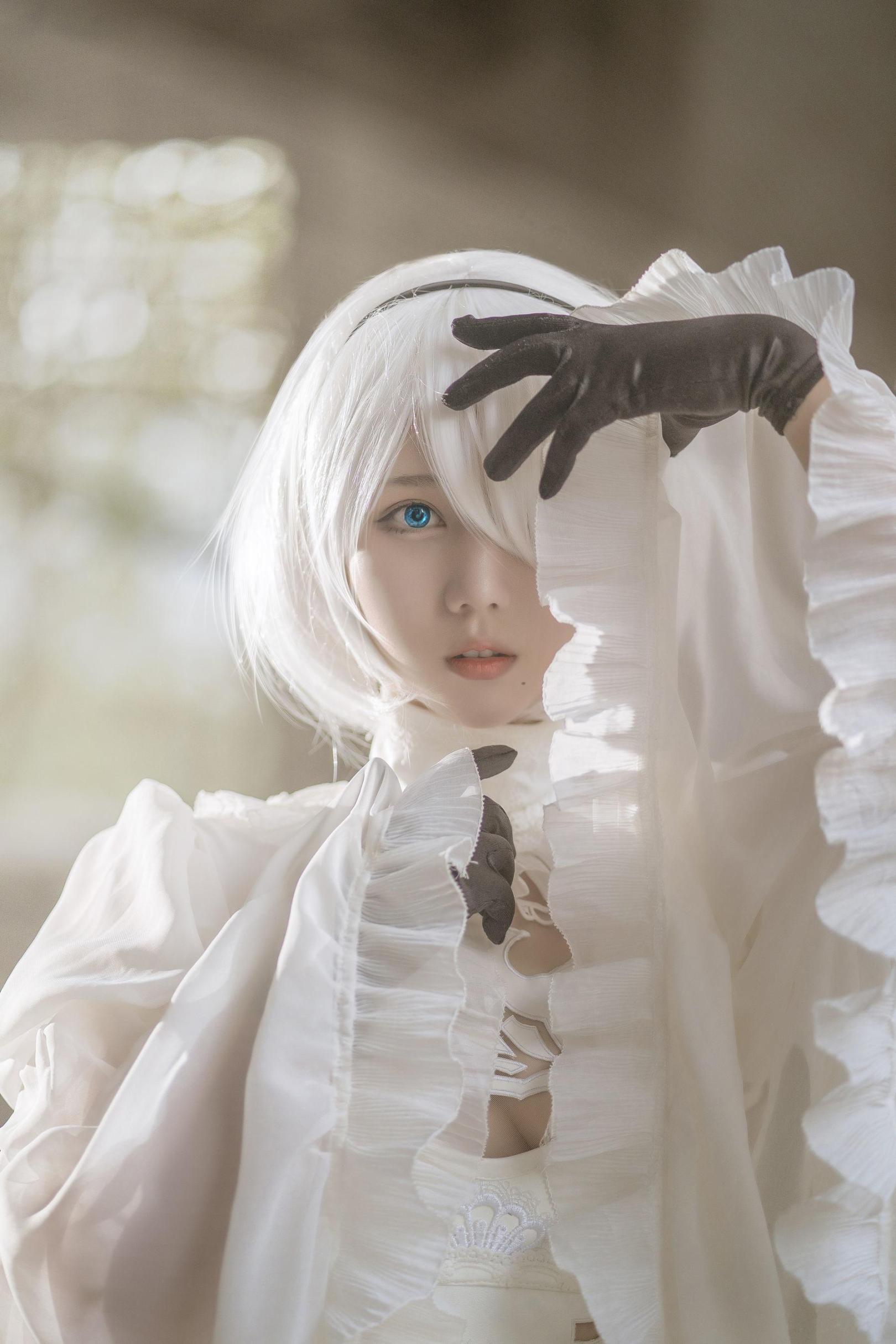 [网络美女] 镜酱 2B白色婚纱(机械纪元)高清手机美女壁纸13P