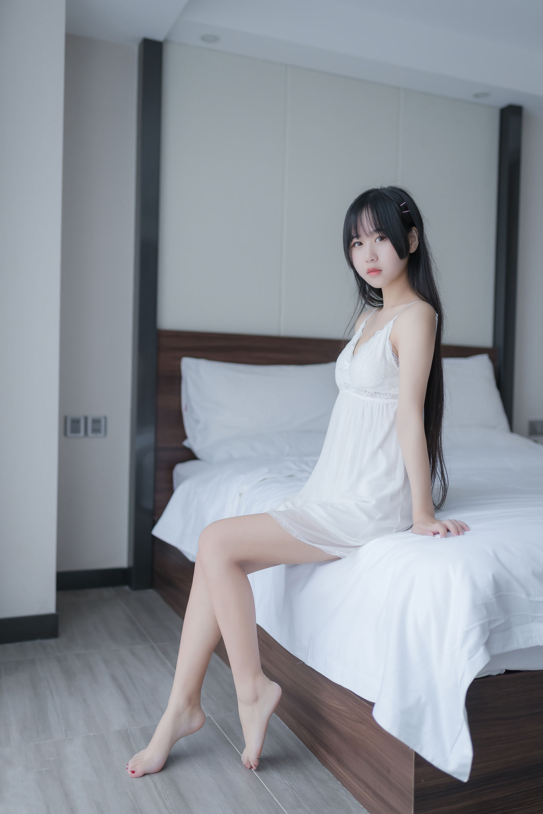 [网络美女] 萌芽儿o0 白色私房 高清手机美女壁纸