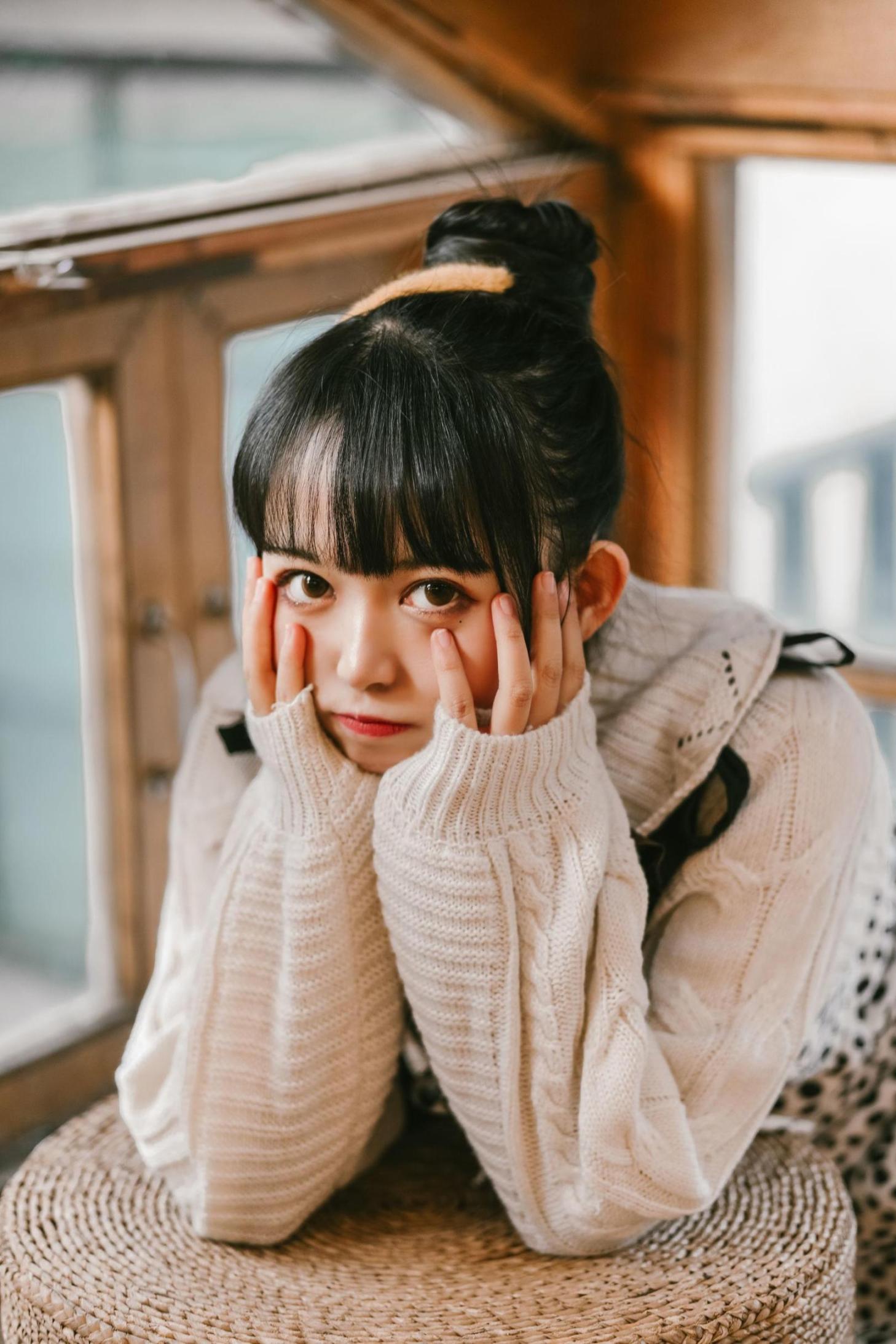 [网络美女] 黑猫猫OvO 少女心事高清手机美女壁纸13P