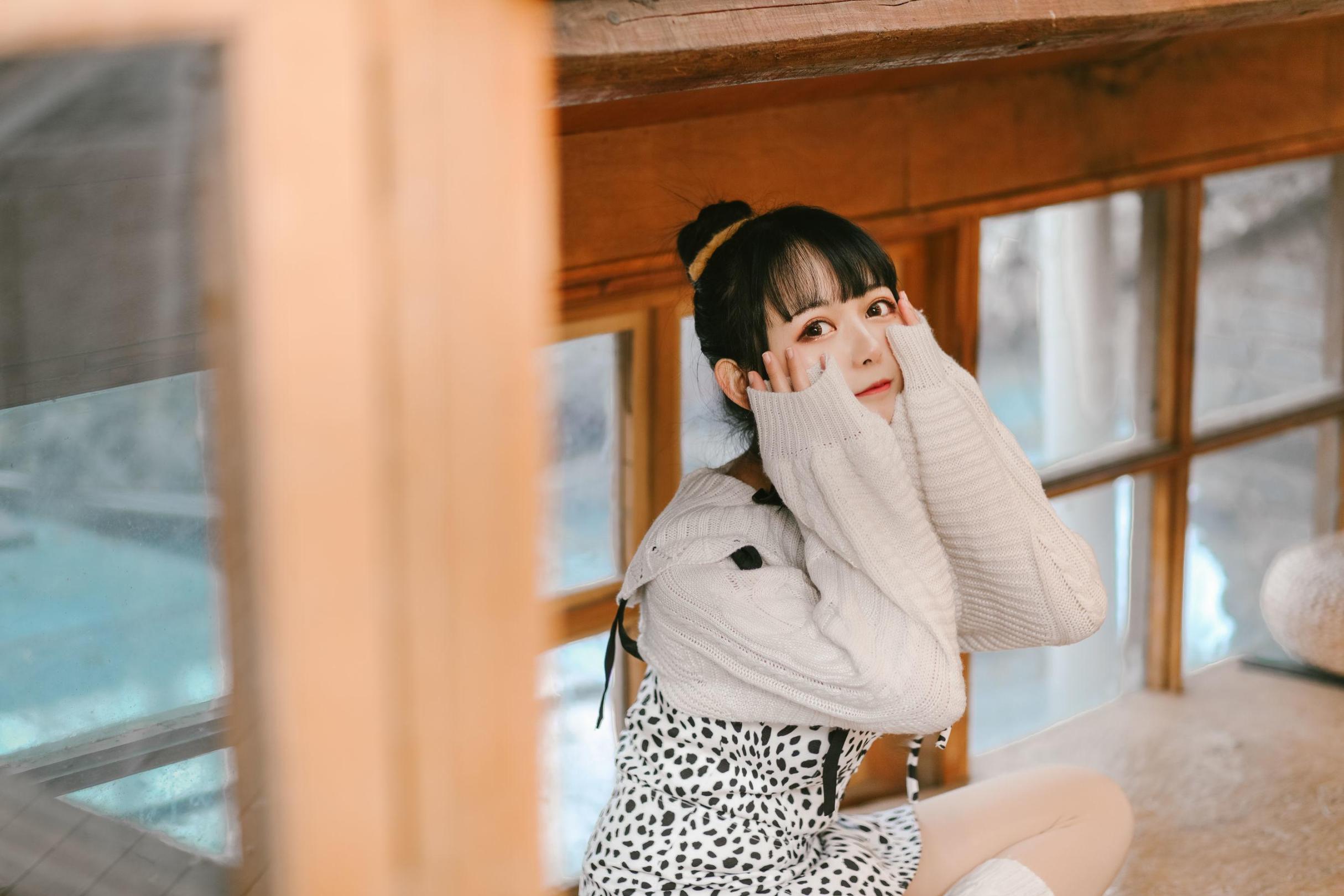 [网络美女] 黑猫猫OvO 少女心事高清手机美女壁纸21P