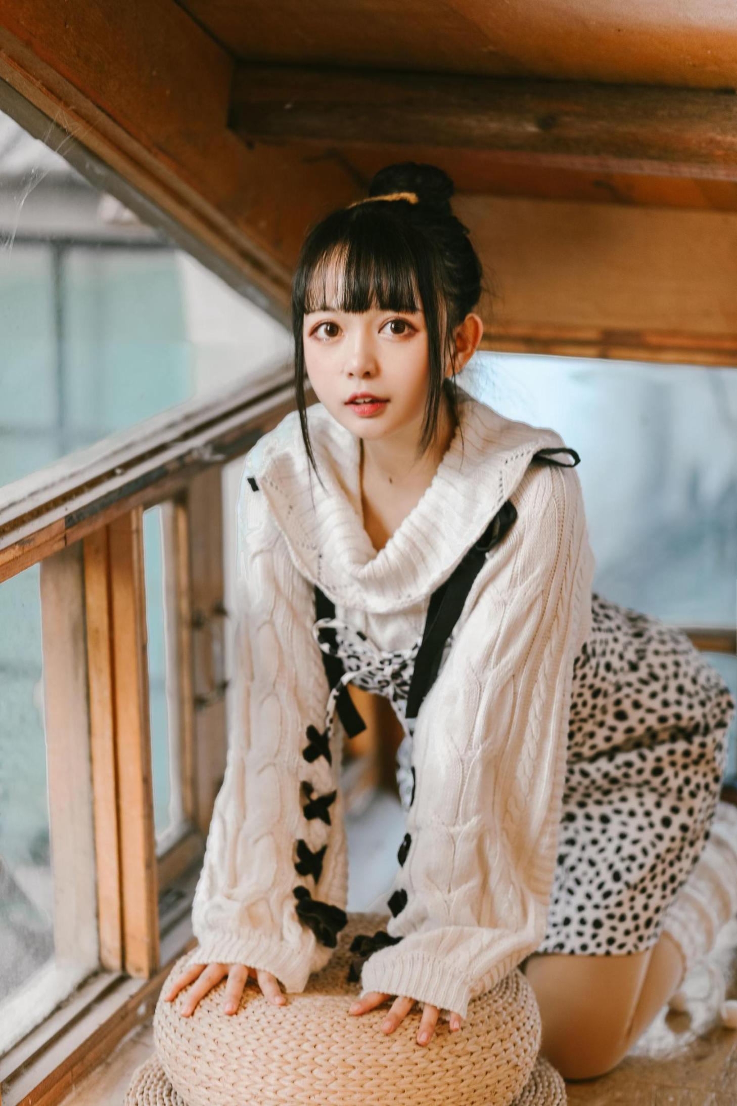 [网络美女] 黑猫猫OvO 少女心事高清手机美女壁纸18P