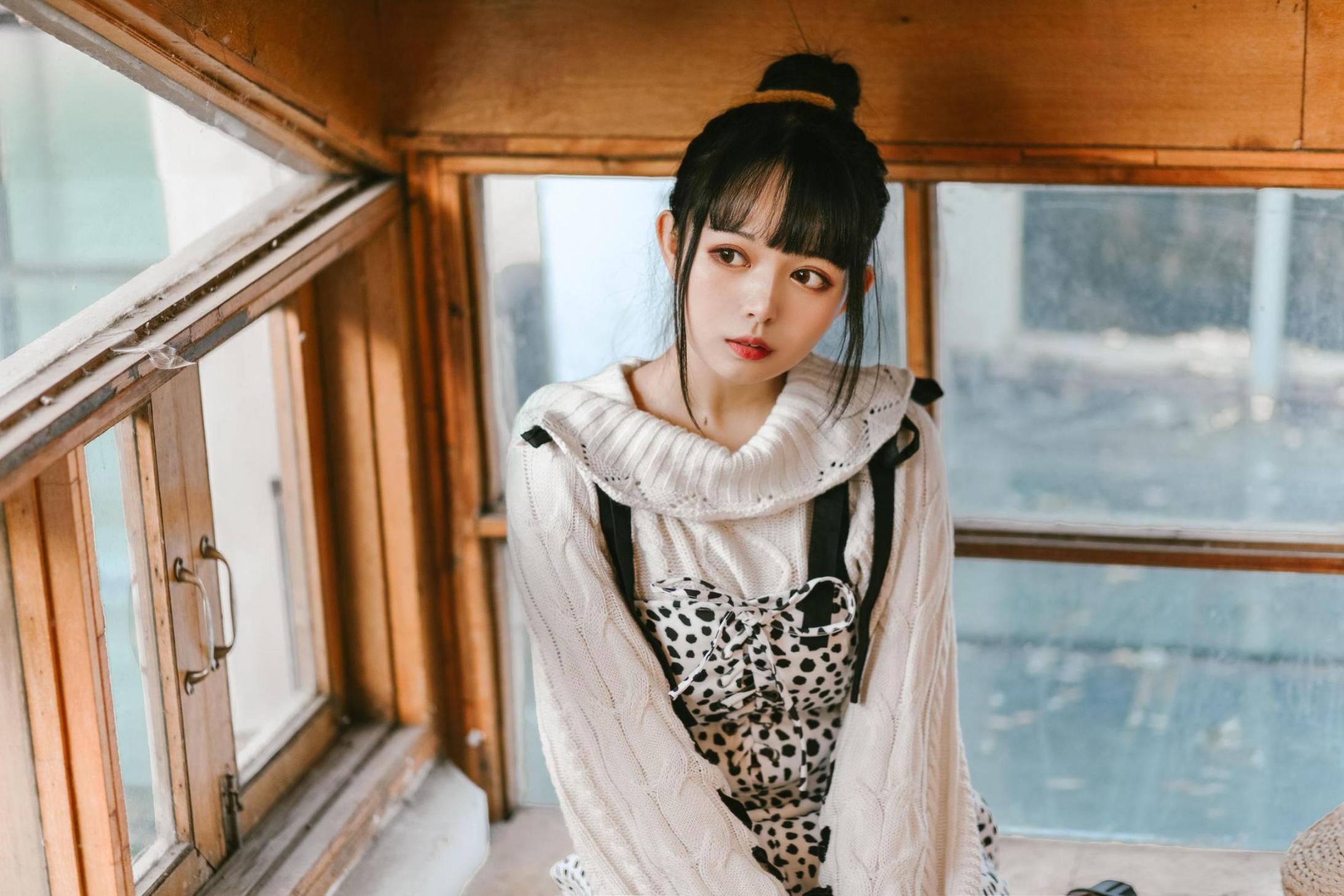 [网络美女] 黑猫猫OvO 少女心事高清手机美女壁纸17P