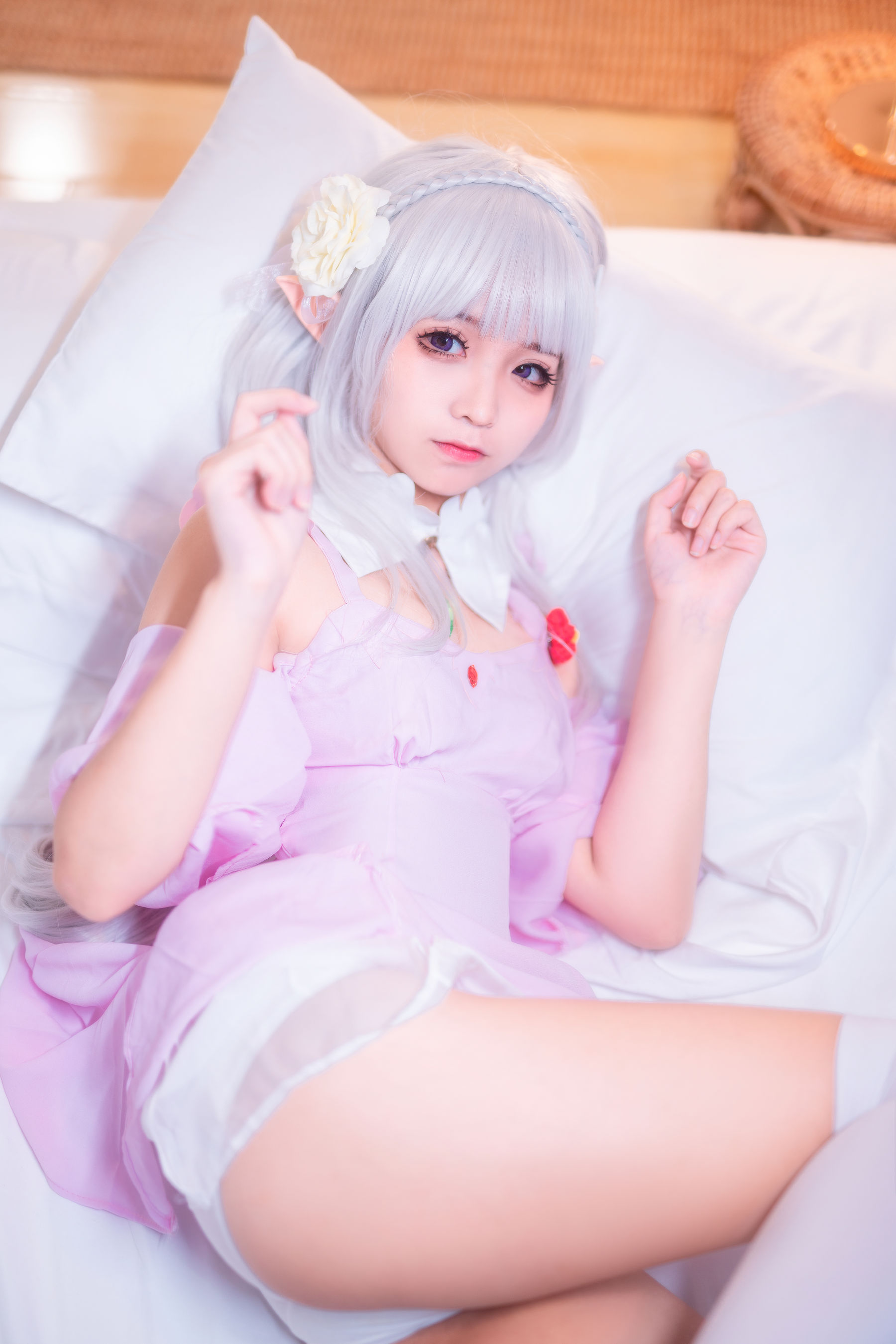 [网络美女] 蠢沫沫 艾米莉亚的睡衣 高清手机美女壁纸