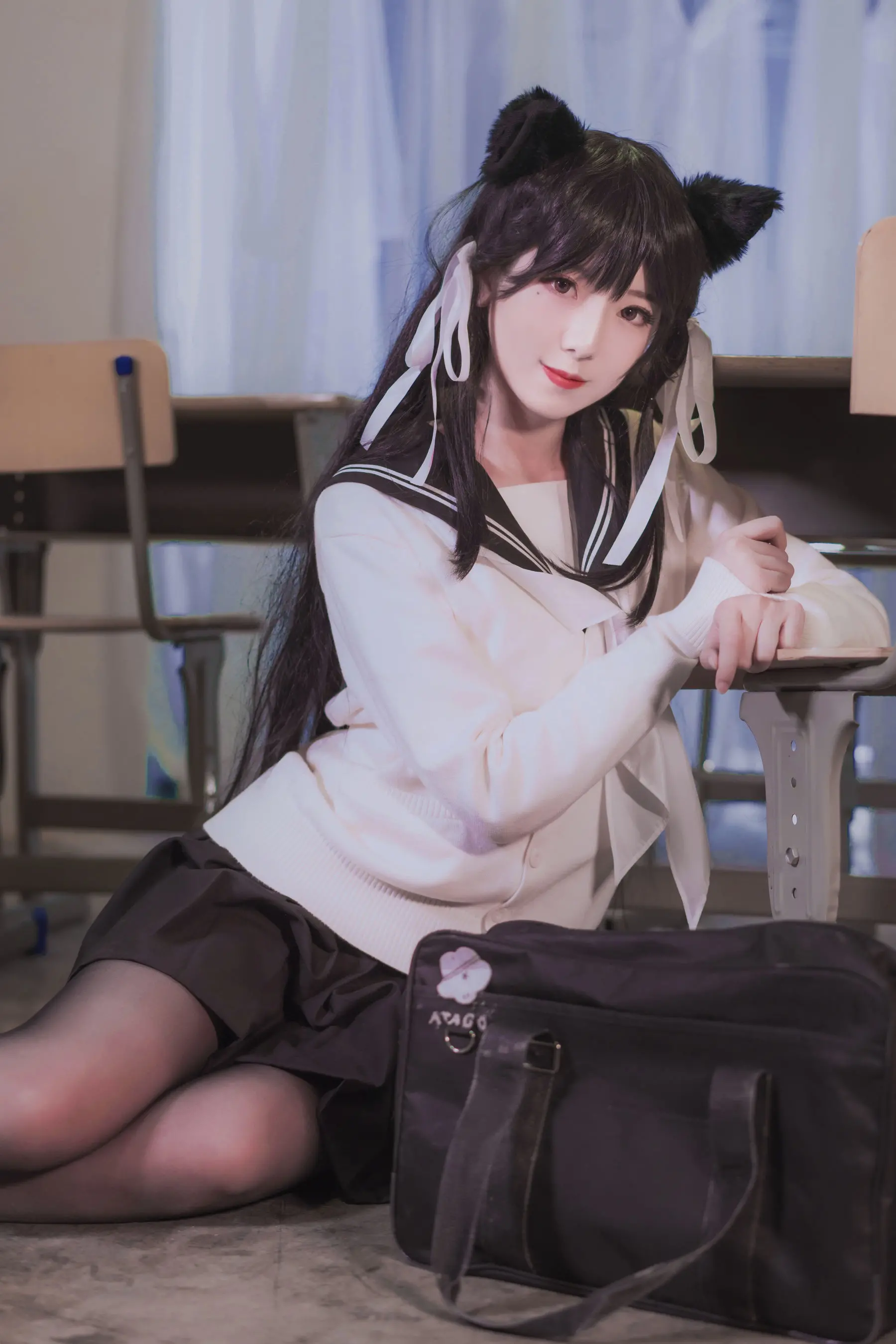 弥音音ww 爱宕校服高清写真5P