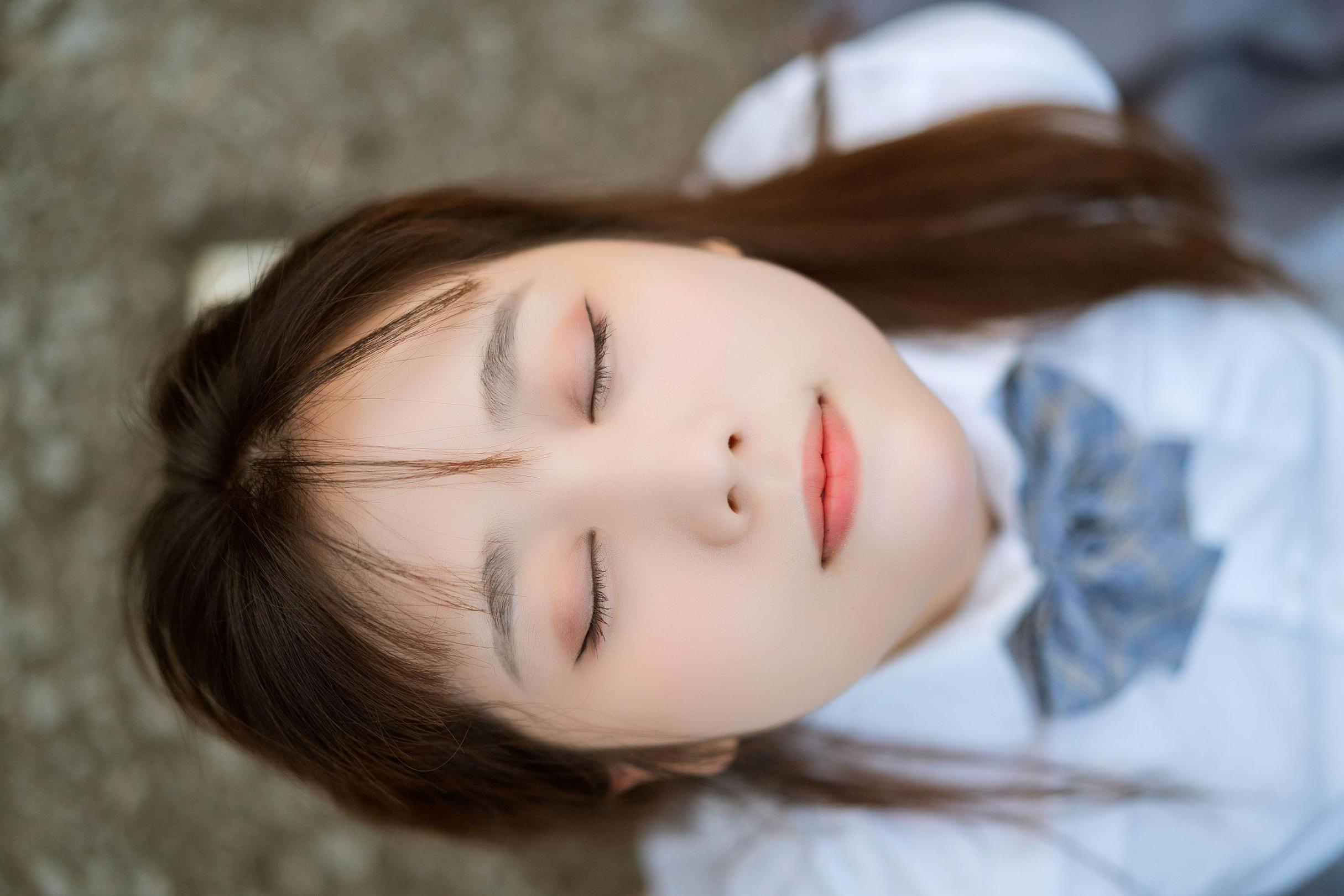 [网络美女] 镜酱 私奔之制服高清手机美女壁纸21P