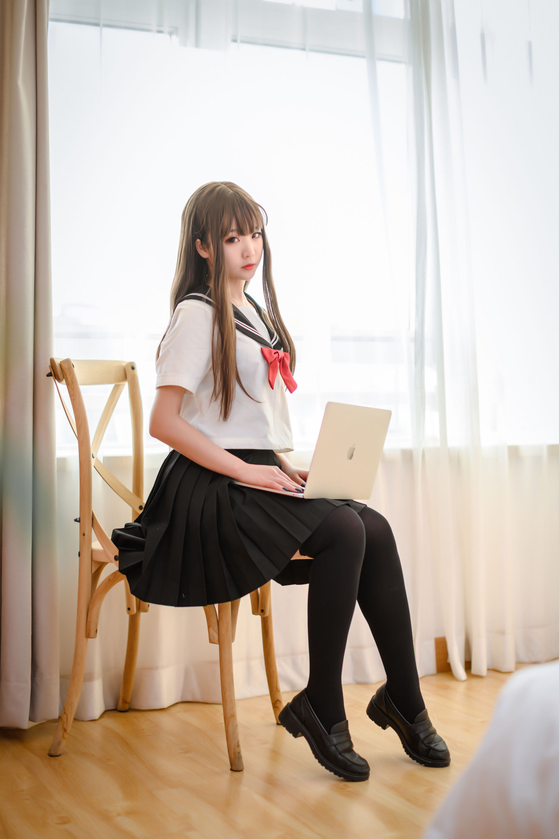 [网络美女] 是青水 JK制服 高清手机美女壁纸