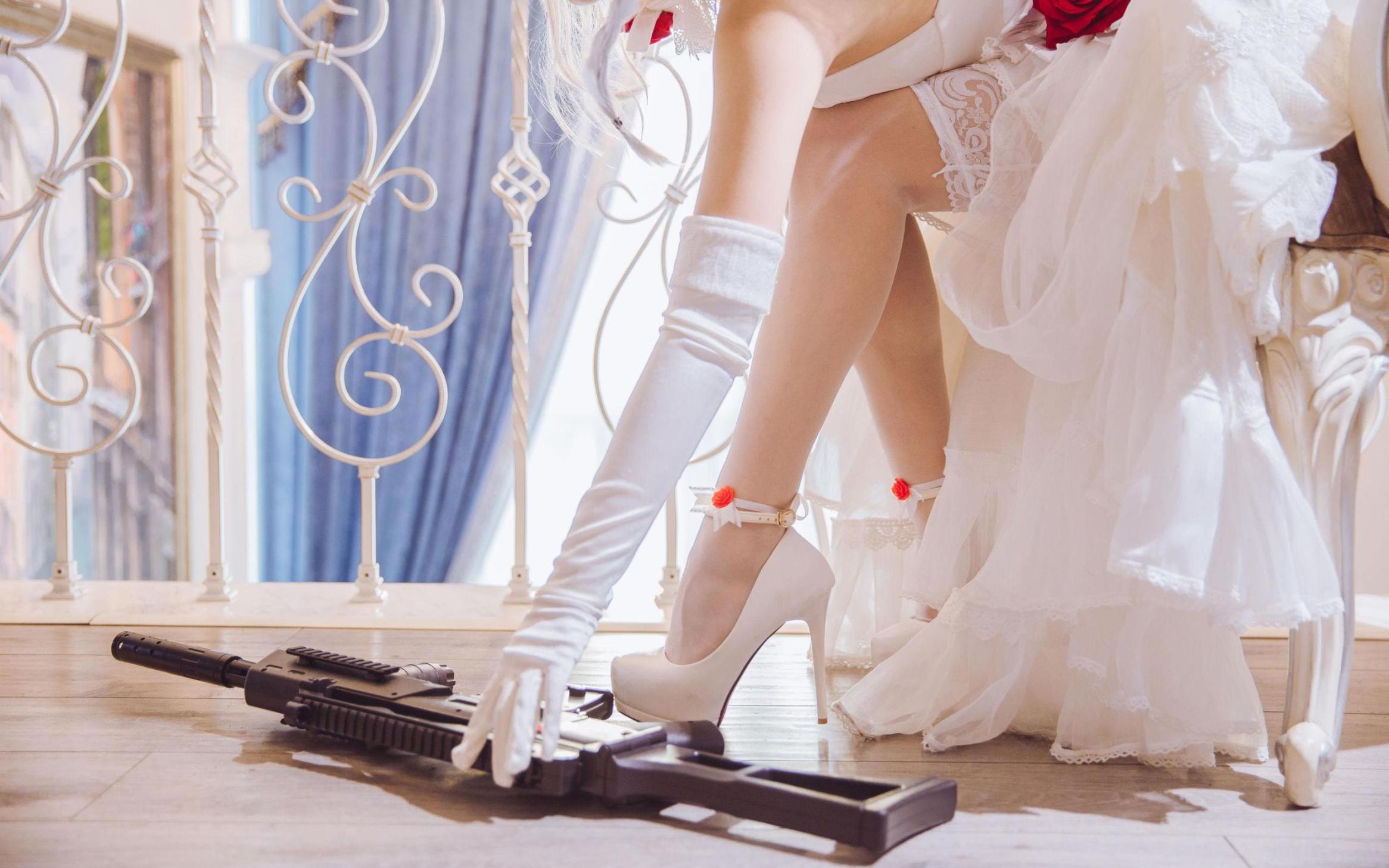 [网络美女] 日奈娇 g36c 礼服高清手机美女壁纸33P