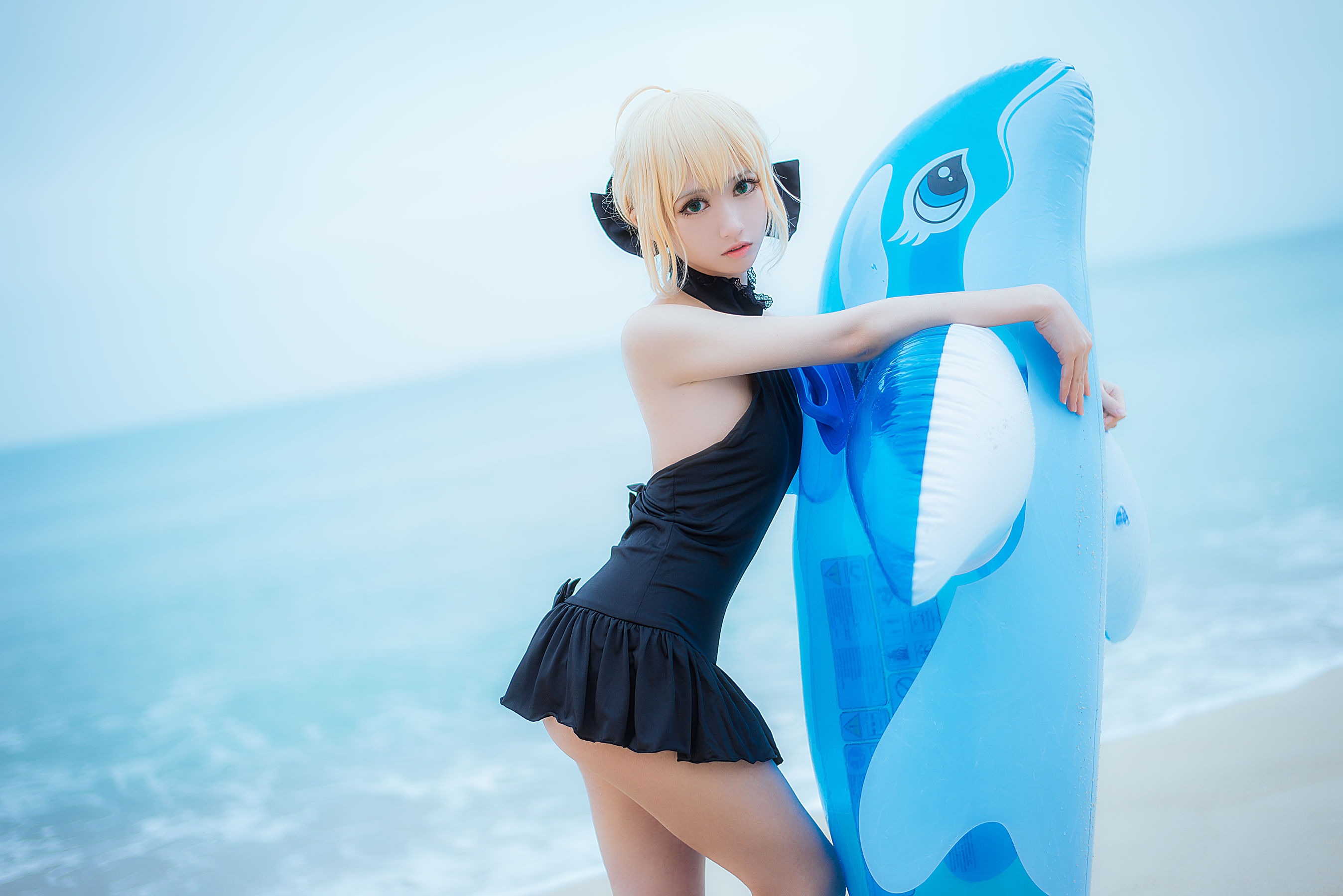 [网络美女] 鳗鱼霏儿 King of Knight 海边高清手机美女壁纸10P