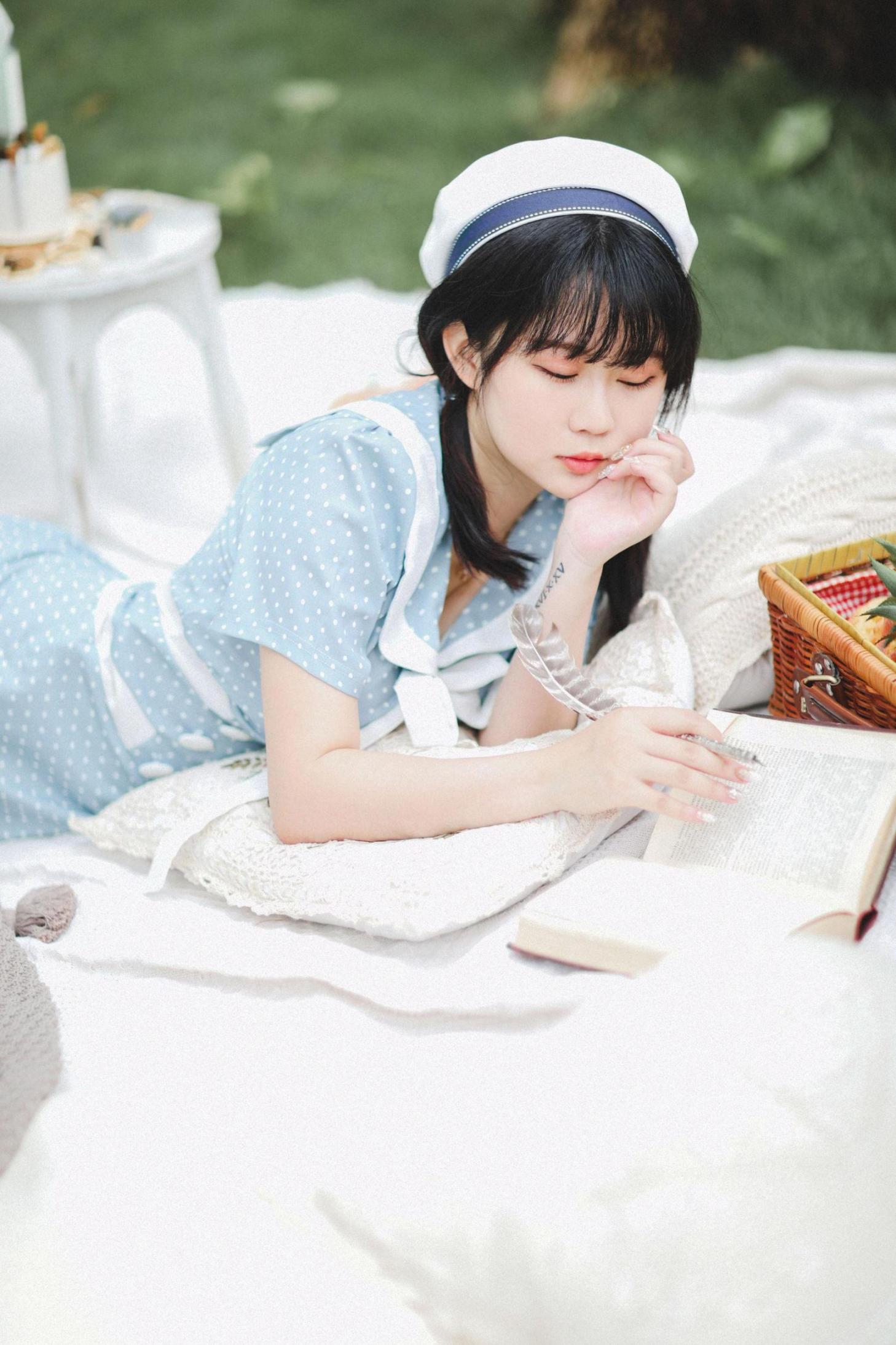 [网络美女] 是依酱呀 欧风高清手机美女壁纸12P