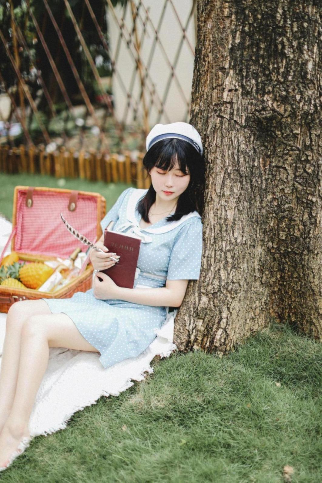 [网络美女] 是依酱呀 欧风高清手机美女壁纸15P