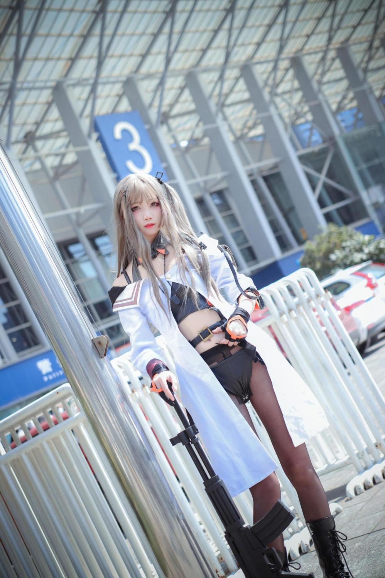 [网络美女] 五更百鬼 少女前线高清手机美女壁纸2P