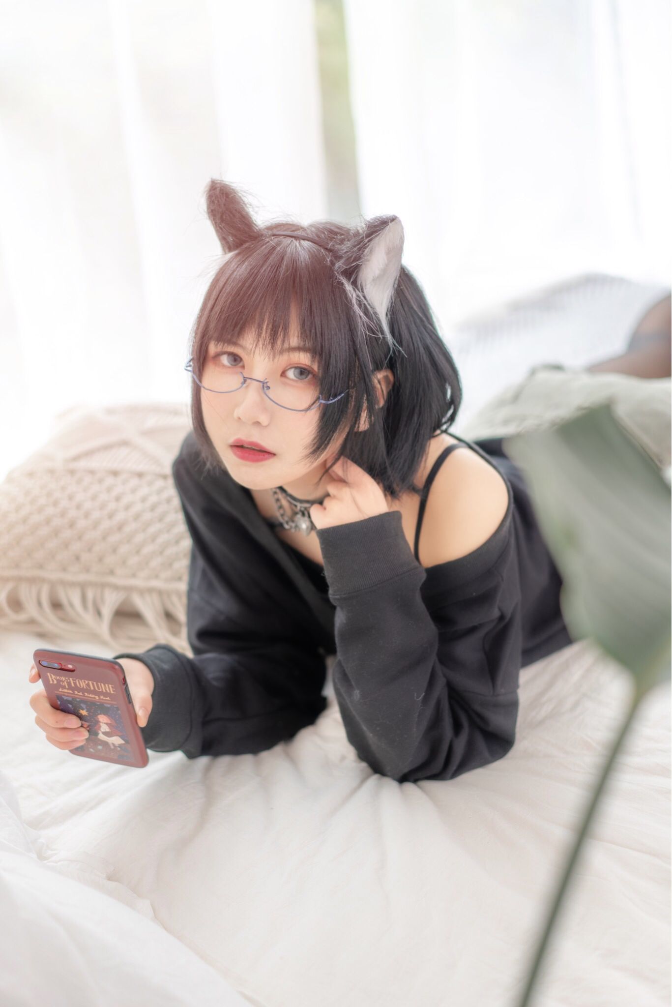 [网络美女] 逐月su 日常猫娘高清手机美女壁纸3P