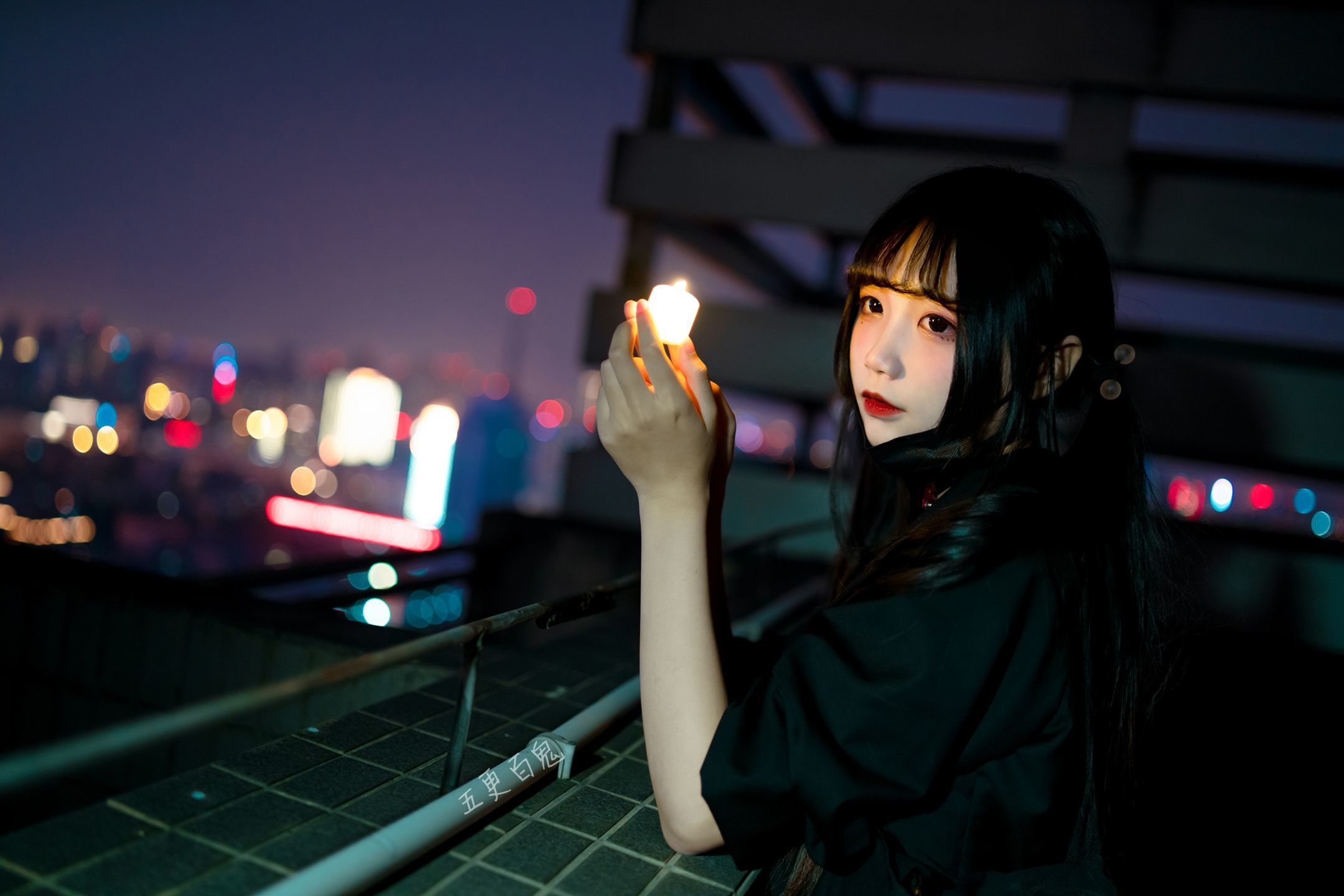 [网络美女] 五更百鬼 制服高清手机美女壁纸8P