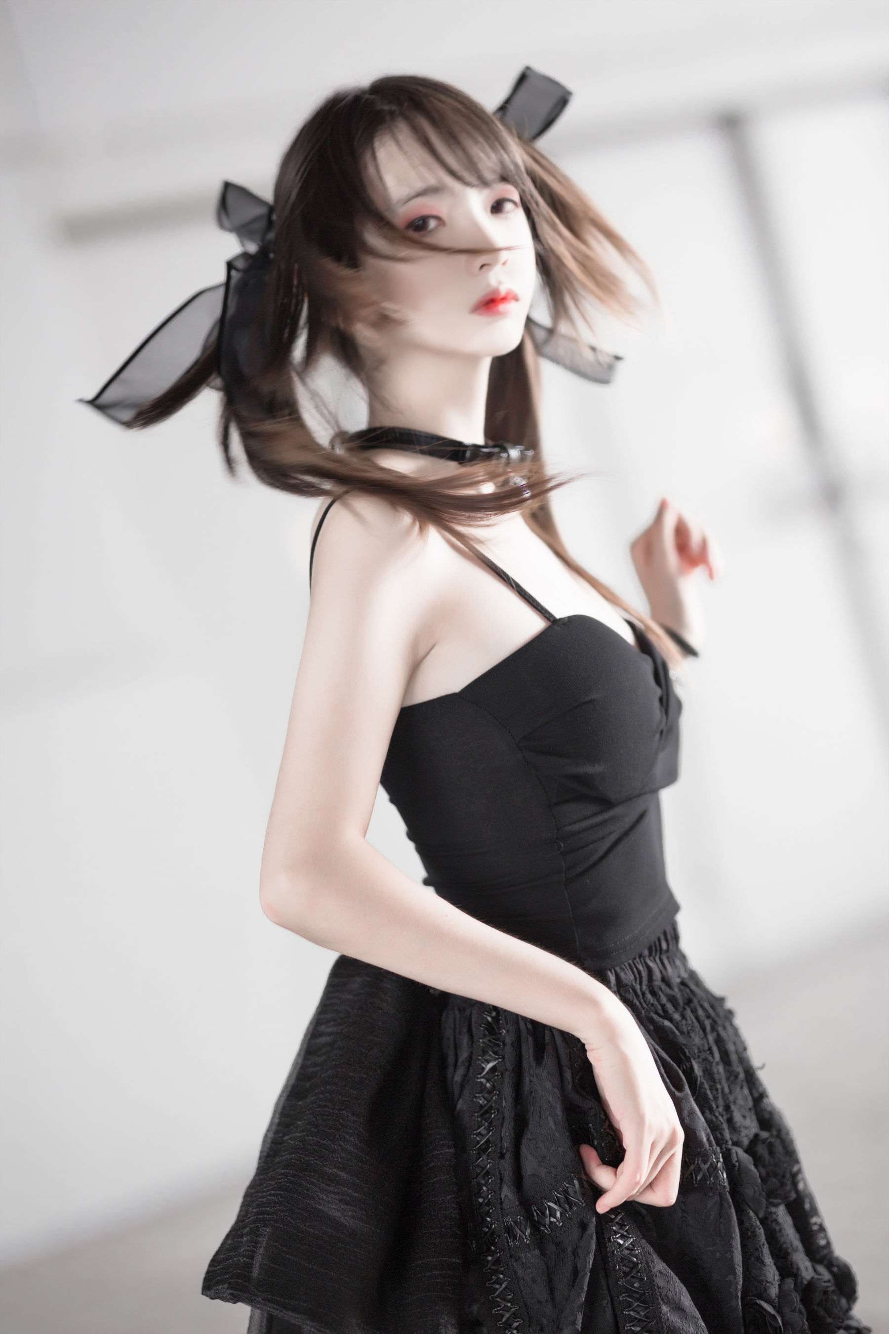 [网络美女] 疯猫ss 漫展黑裙高清手机美女壁纸10P