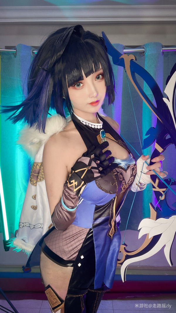 [米游社] 走路摇zly 夜兰cos-走路摇高清手机美女壁纸8P