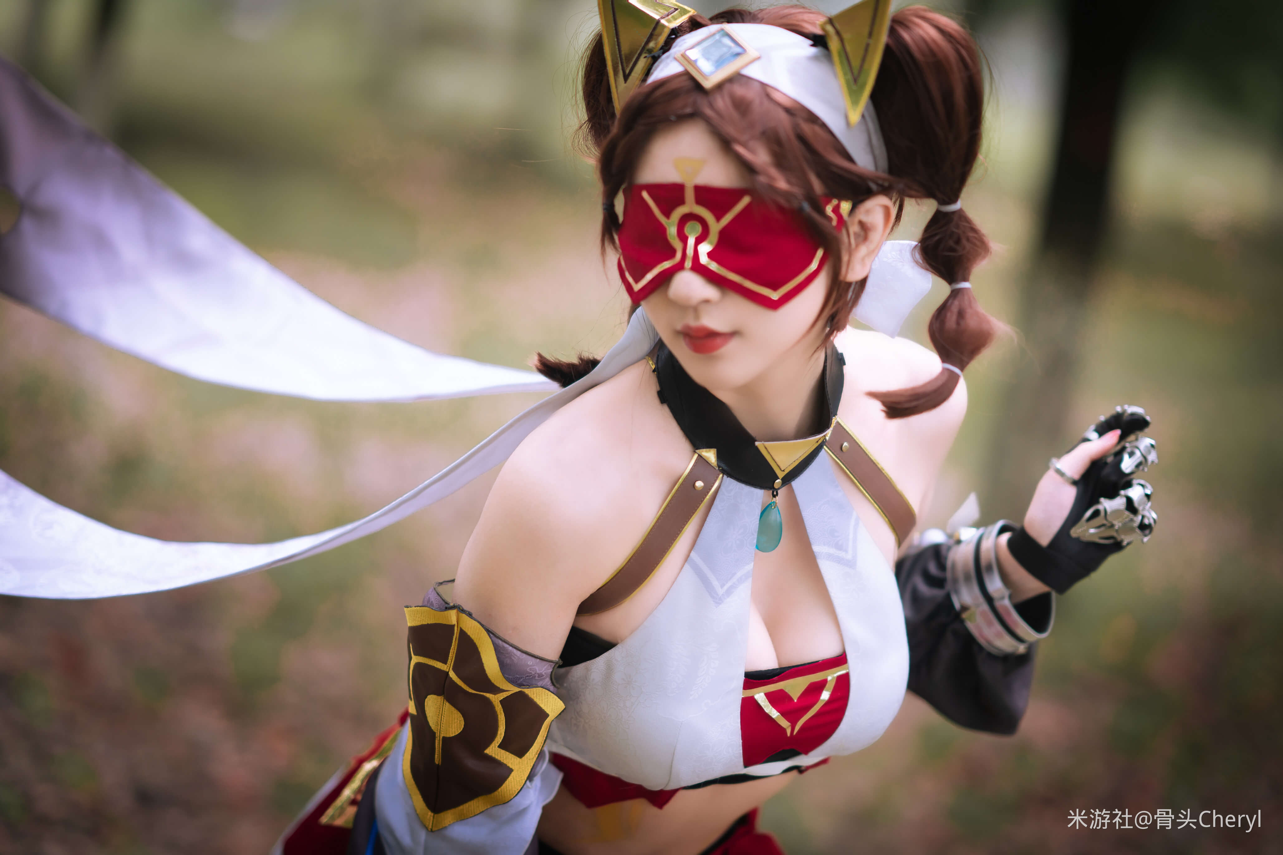 [网络美女] 网络美女 镀金旅团cos高清手机美女壁纸6P