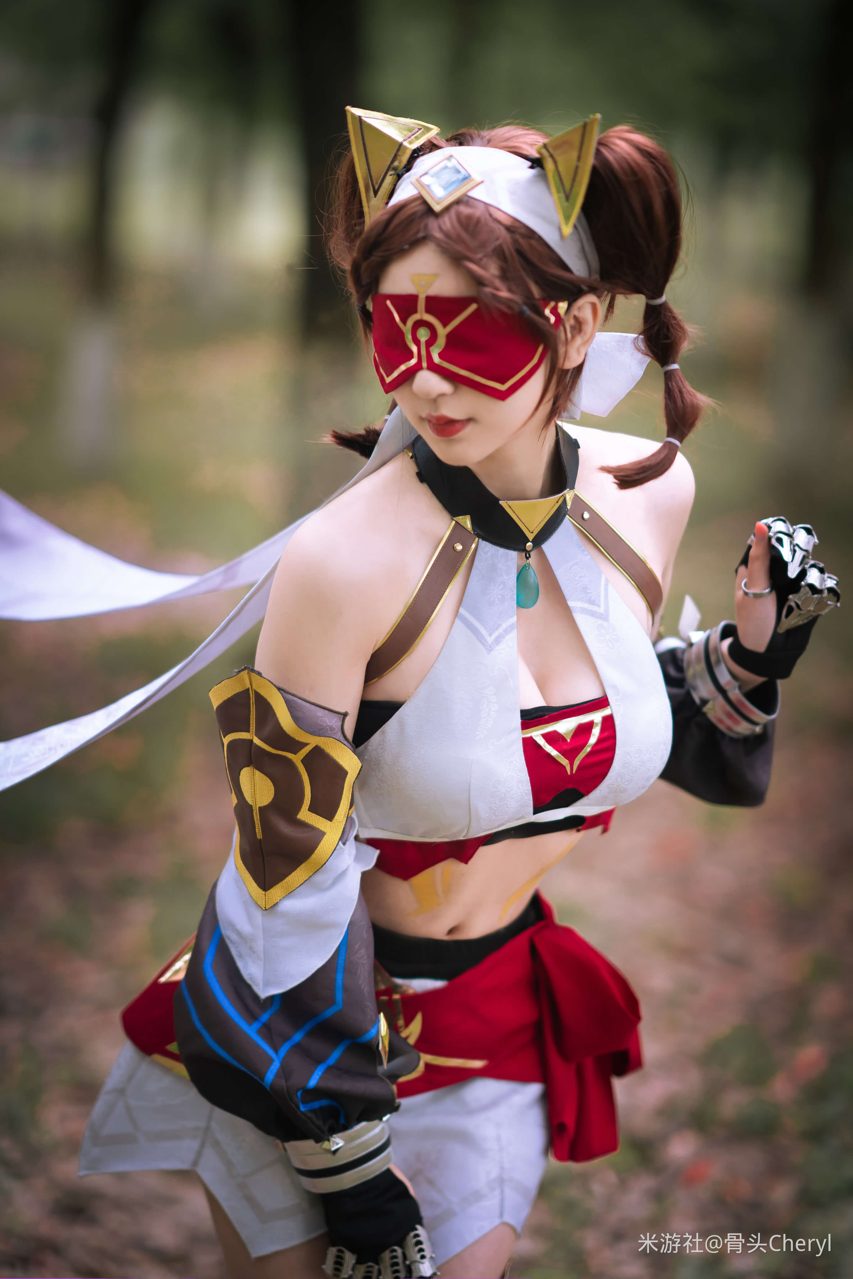 [网络美女] 网络美女 镀金旅团cos高清手机美女壁纸5P