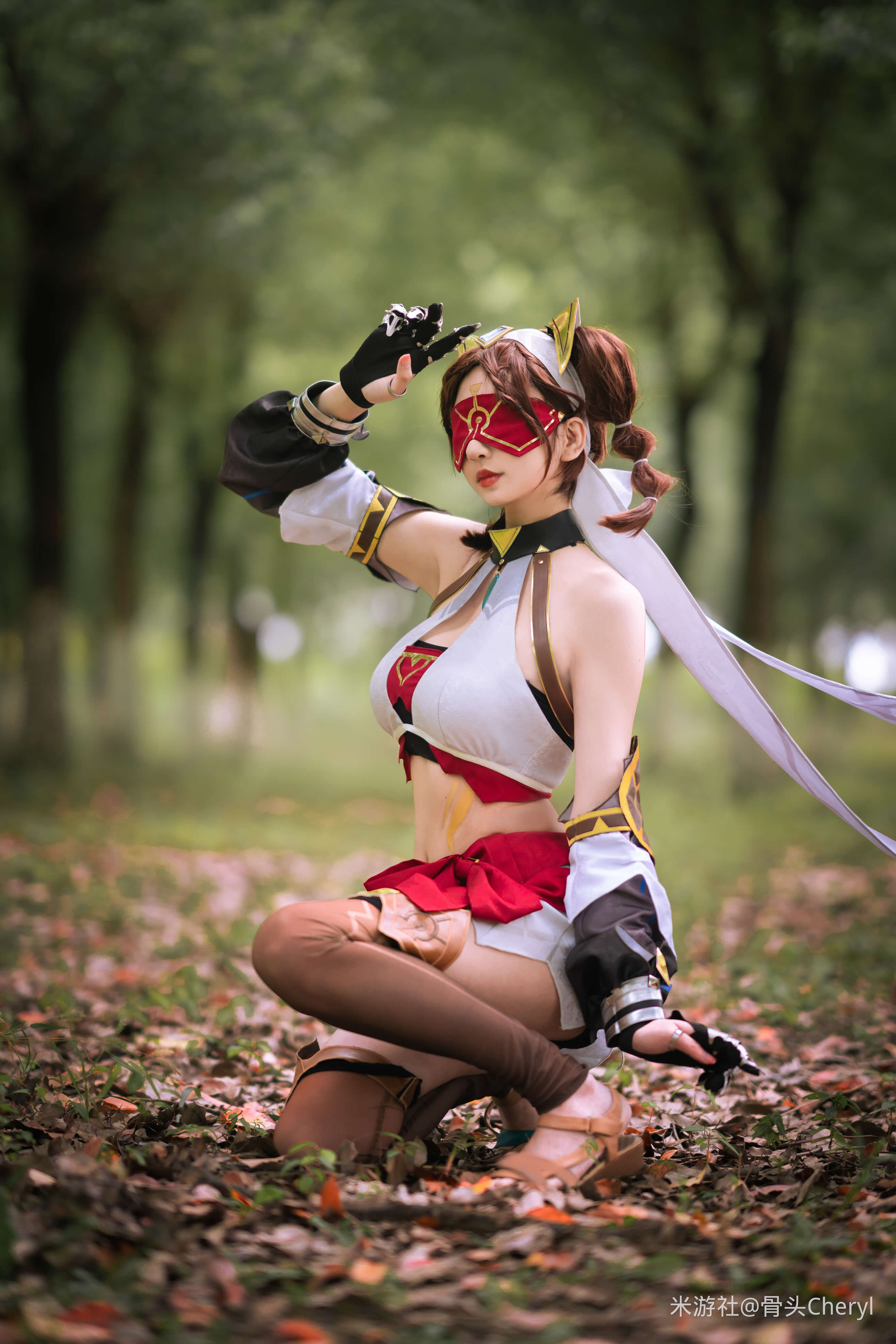 [网络美女] 网络美女 镀金旅团cos高清手机美女壁纸3P