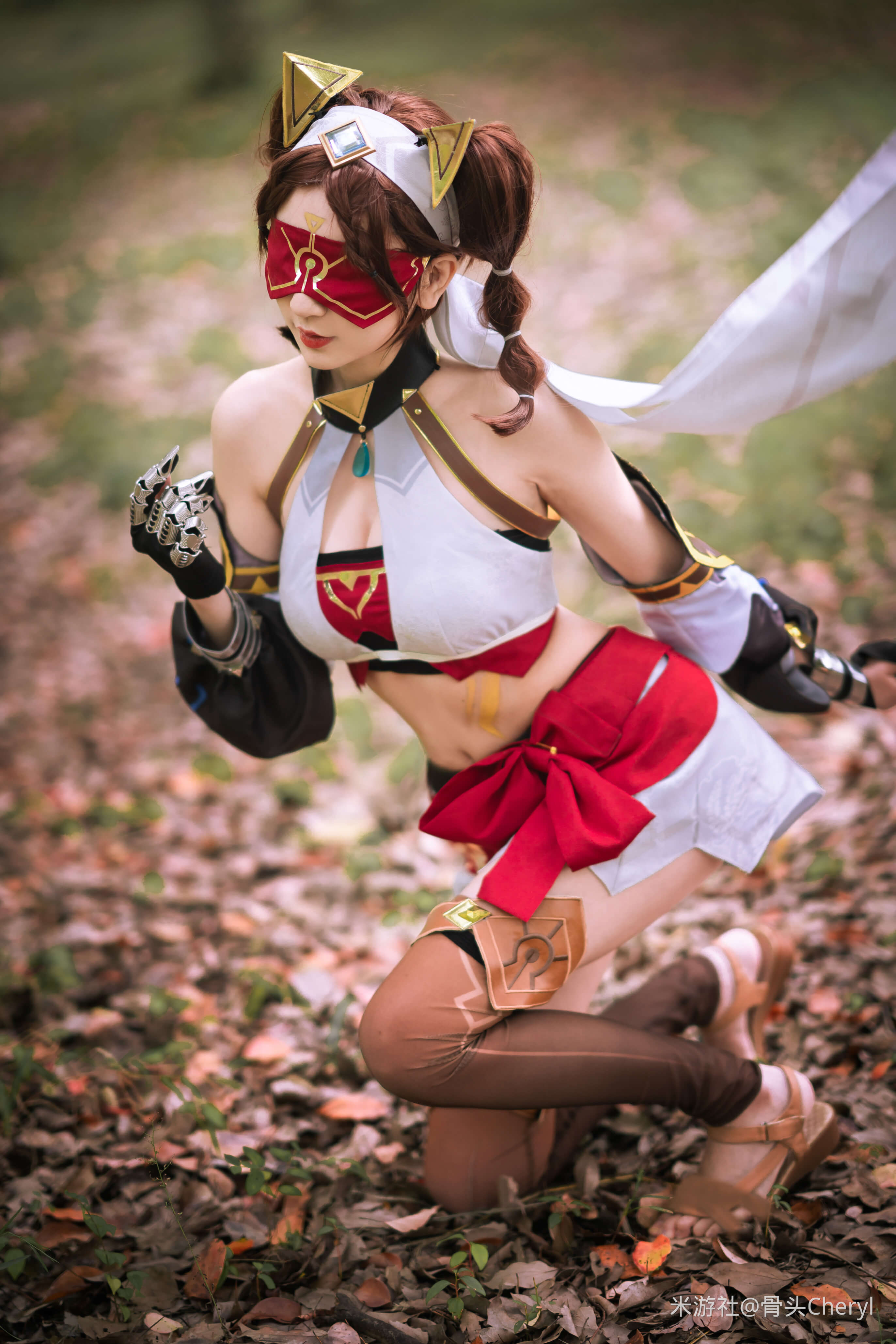 [网络美女] 网络美女 镀金旅团cos高清手机美女壁纸7P