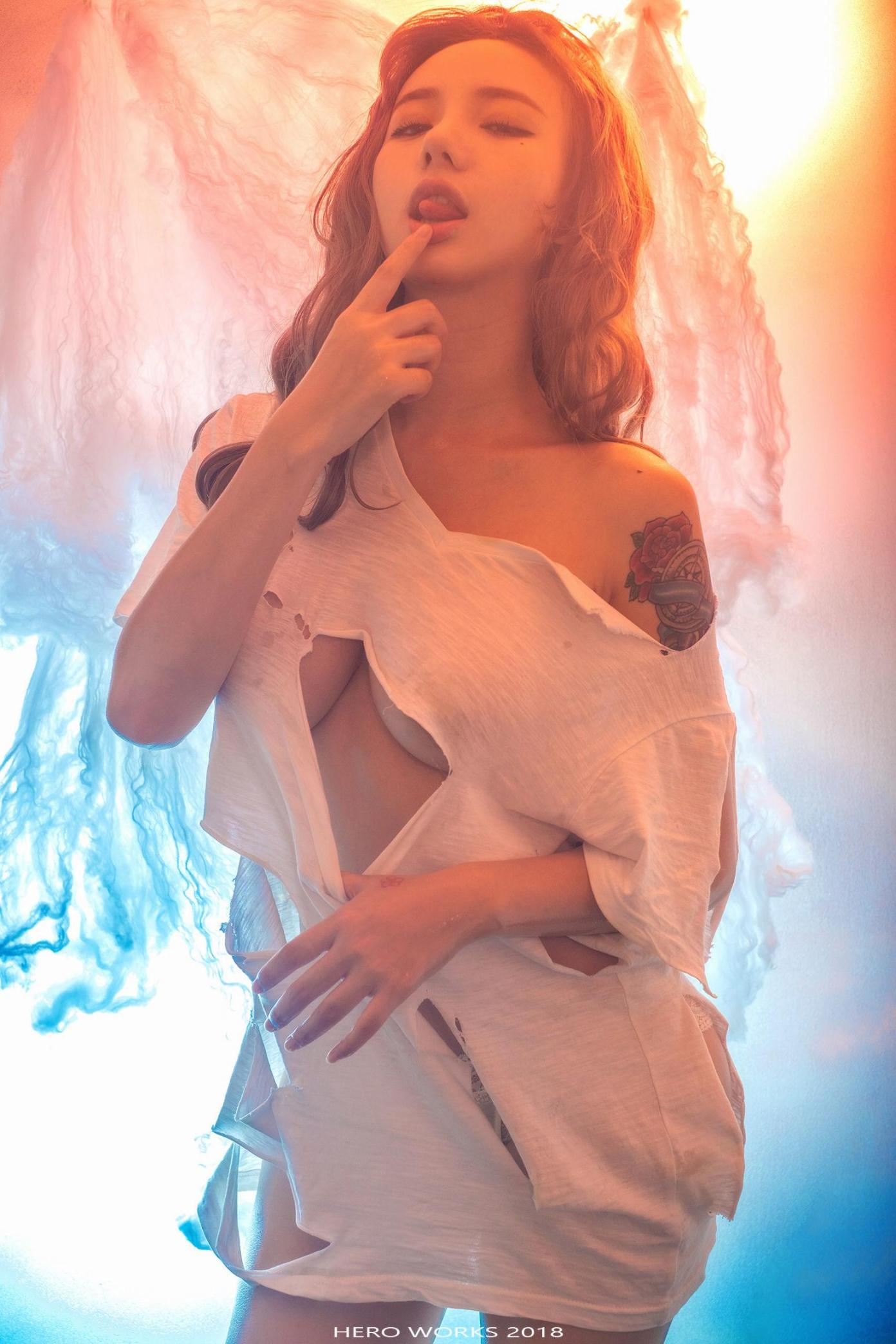 [网络美女] 洛丽塔大哥 豪放私房 高清手机美女壁纸