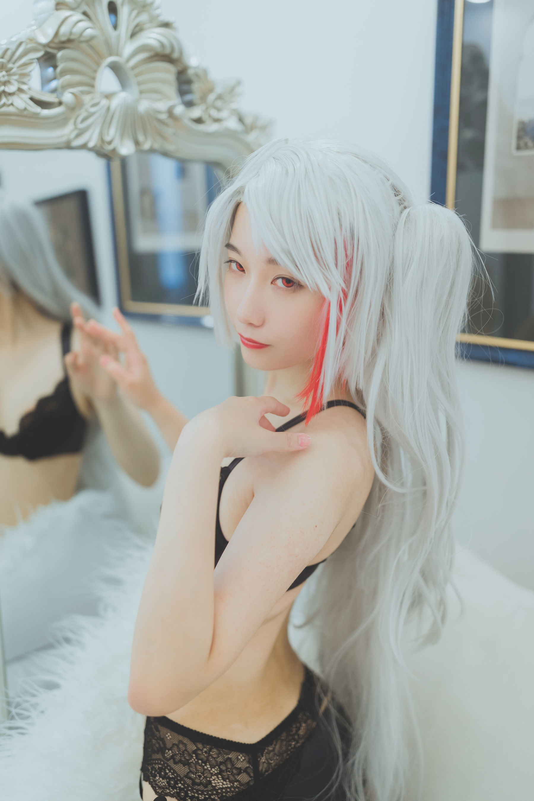 [网络美女] 从从从从鸾 威欧内搭 高清手机美女壁纸