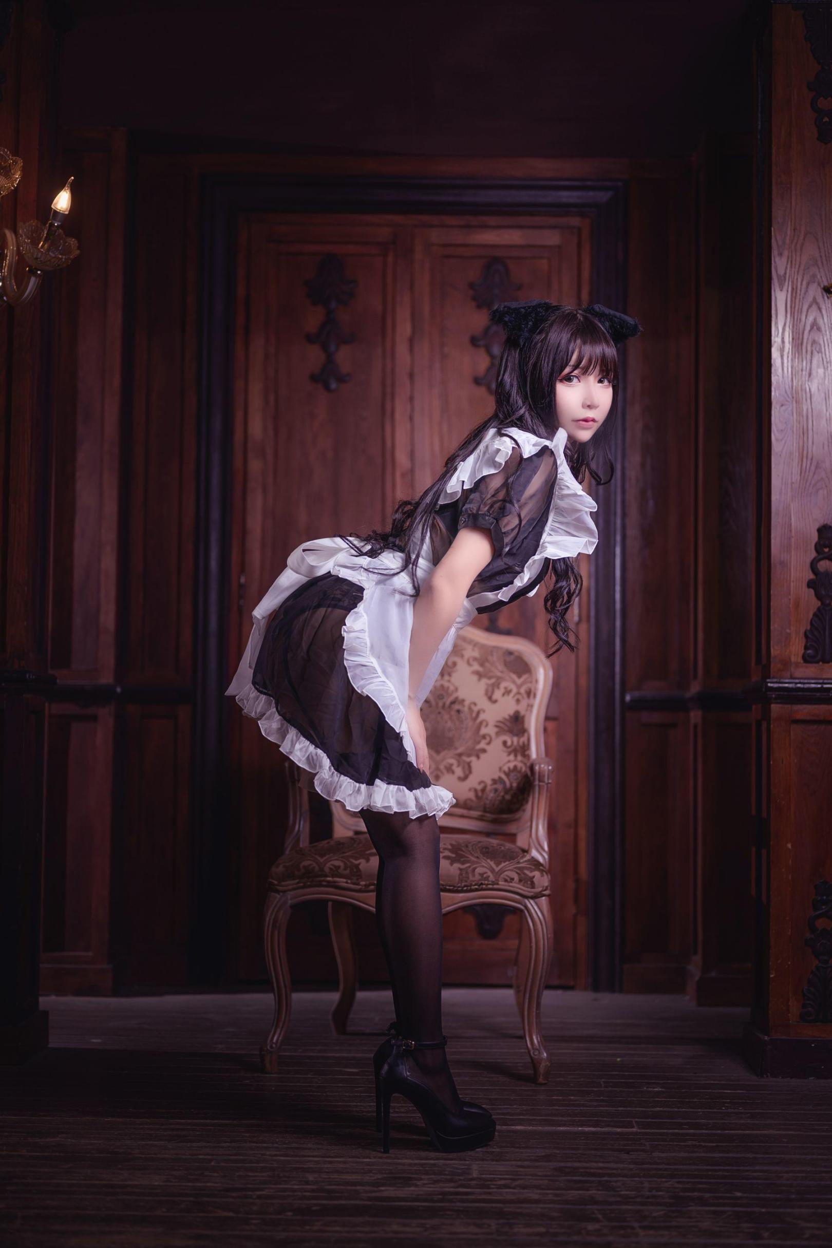 [网络美女] 抱走莫子 黑丝猫咪小女仆 高清手机美女壁纸
