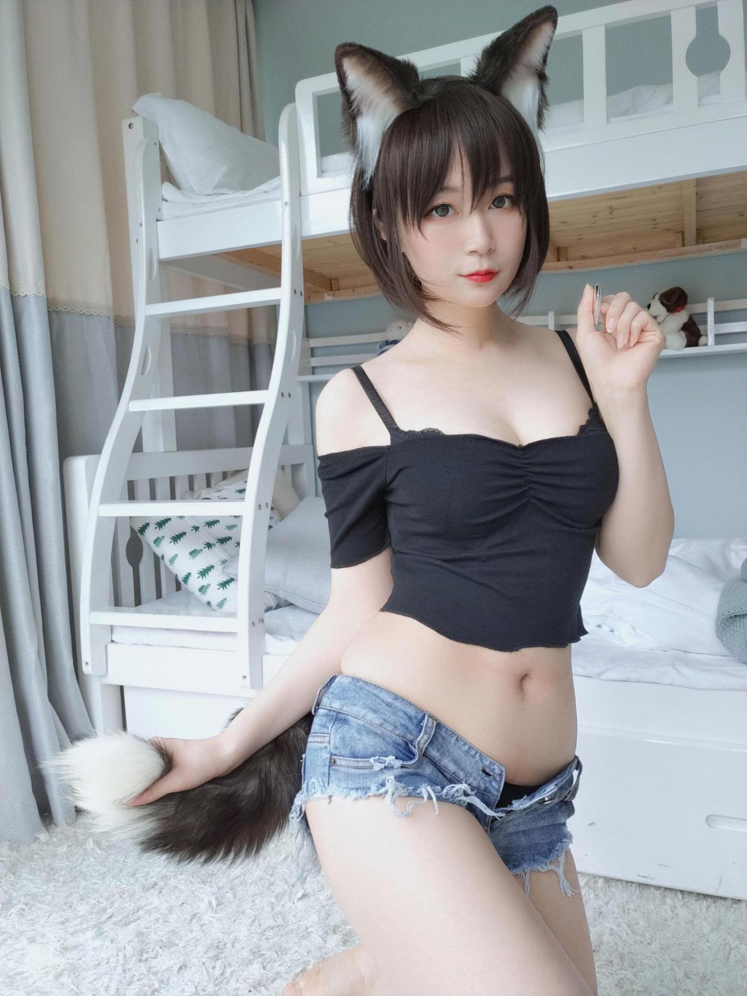 [网络美女] 白银81 布偶猫 高清手机美女壁纸