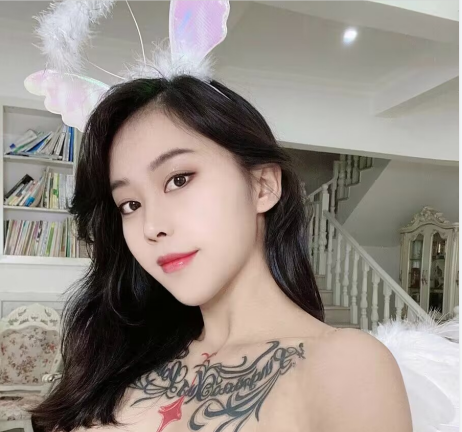 张贺玉